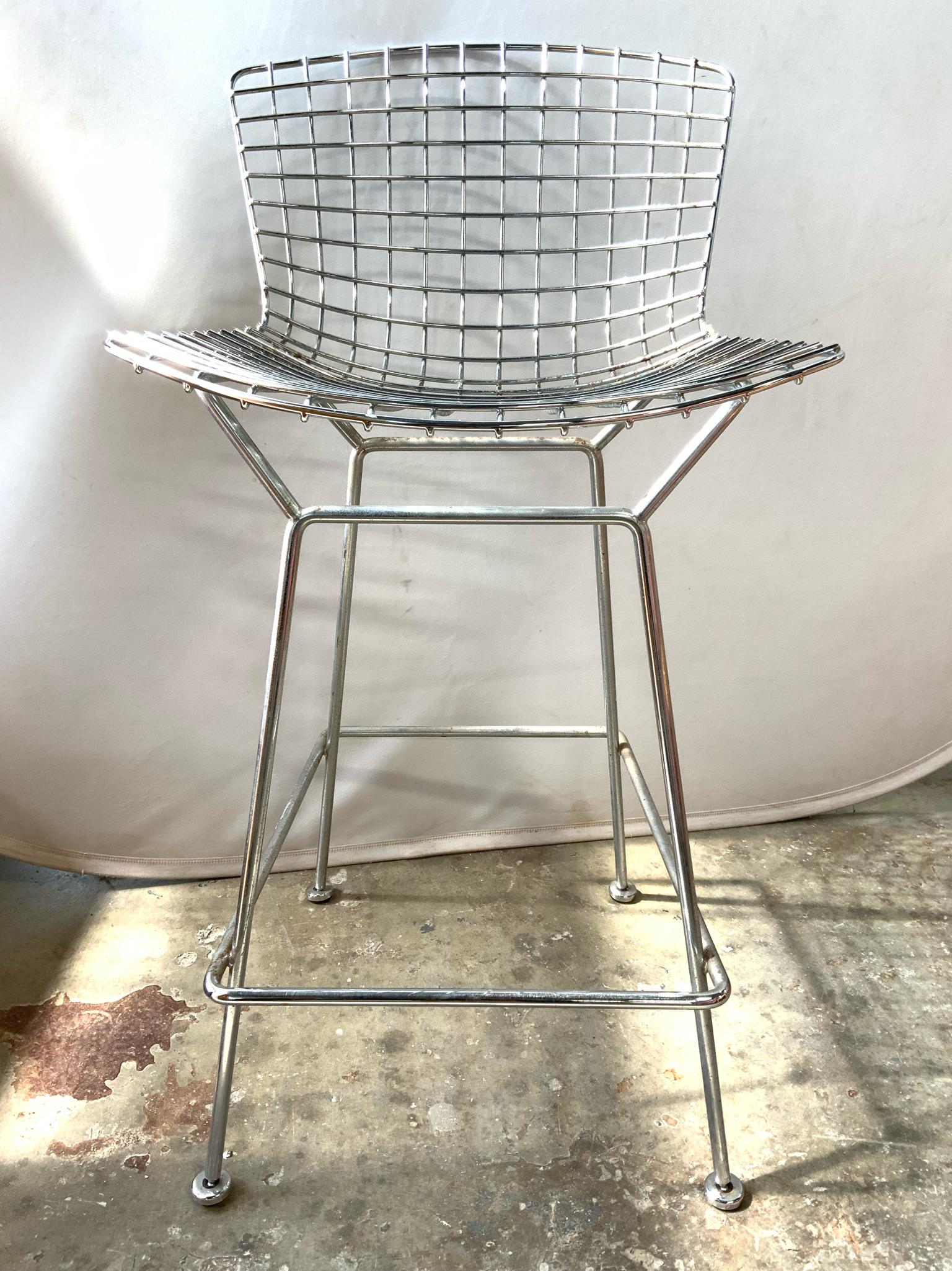 KNOLL BERTOIA Metal Cafe Stool (1 of 10)