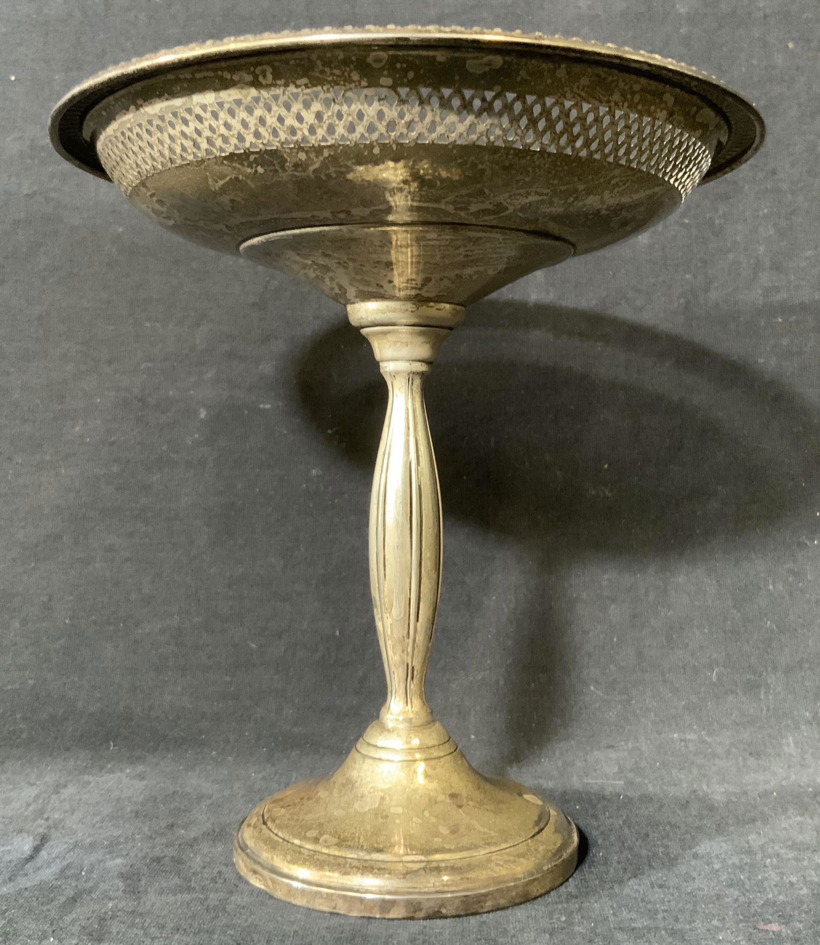 FISHER SILVERSMITHS Sterling Silver Tazza (1 of 8)