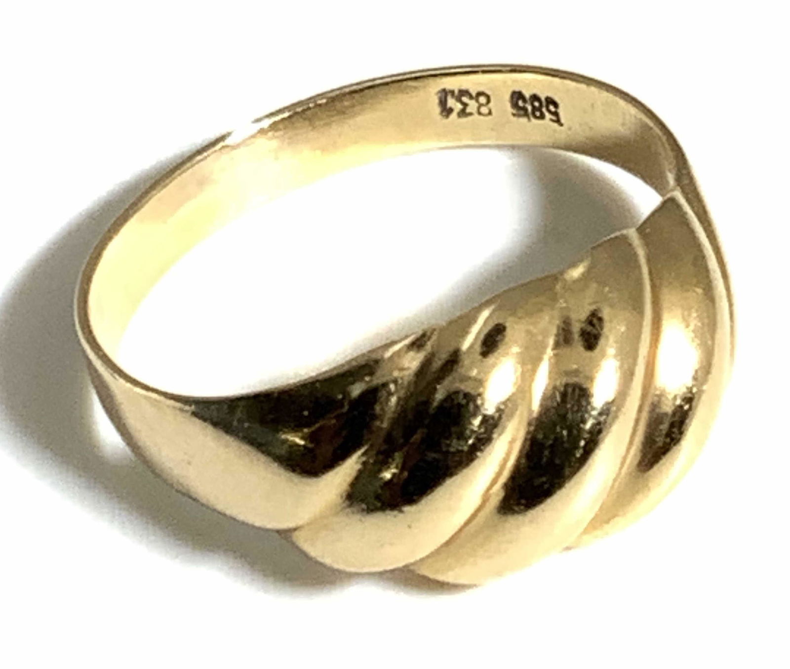 Vintage 14K Gold Dome Croissant Ring, Jewelry (1 of 12)