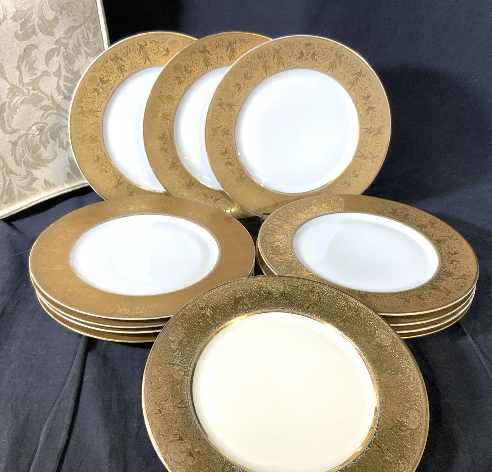 22K Gld Heinrich & Co. Porcelain Plates 12 Bavaria (1 of 13)