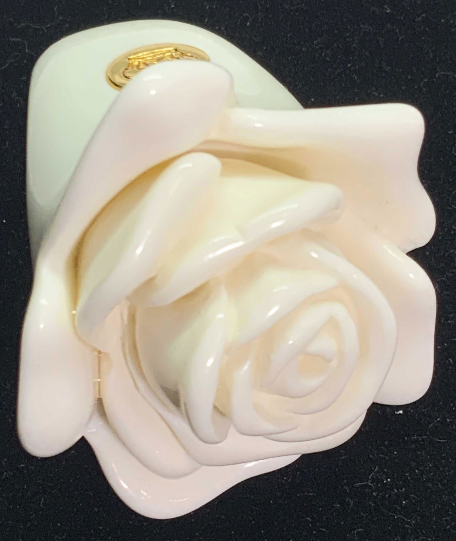 Trademarked Floral Form Statement Ring, Jewelry (1 of 13)