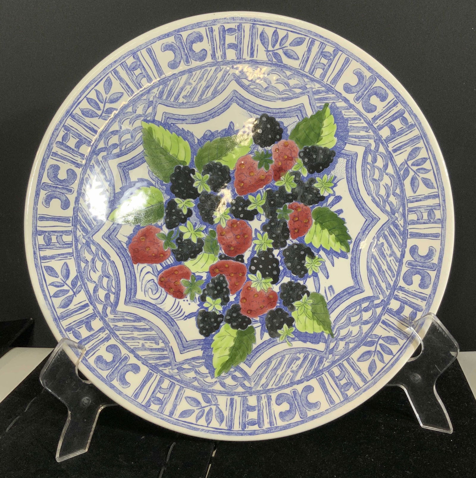 GIEN Hand Painted Ceramic Platter, France (1 of 8)