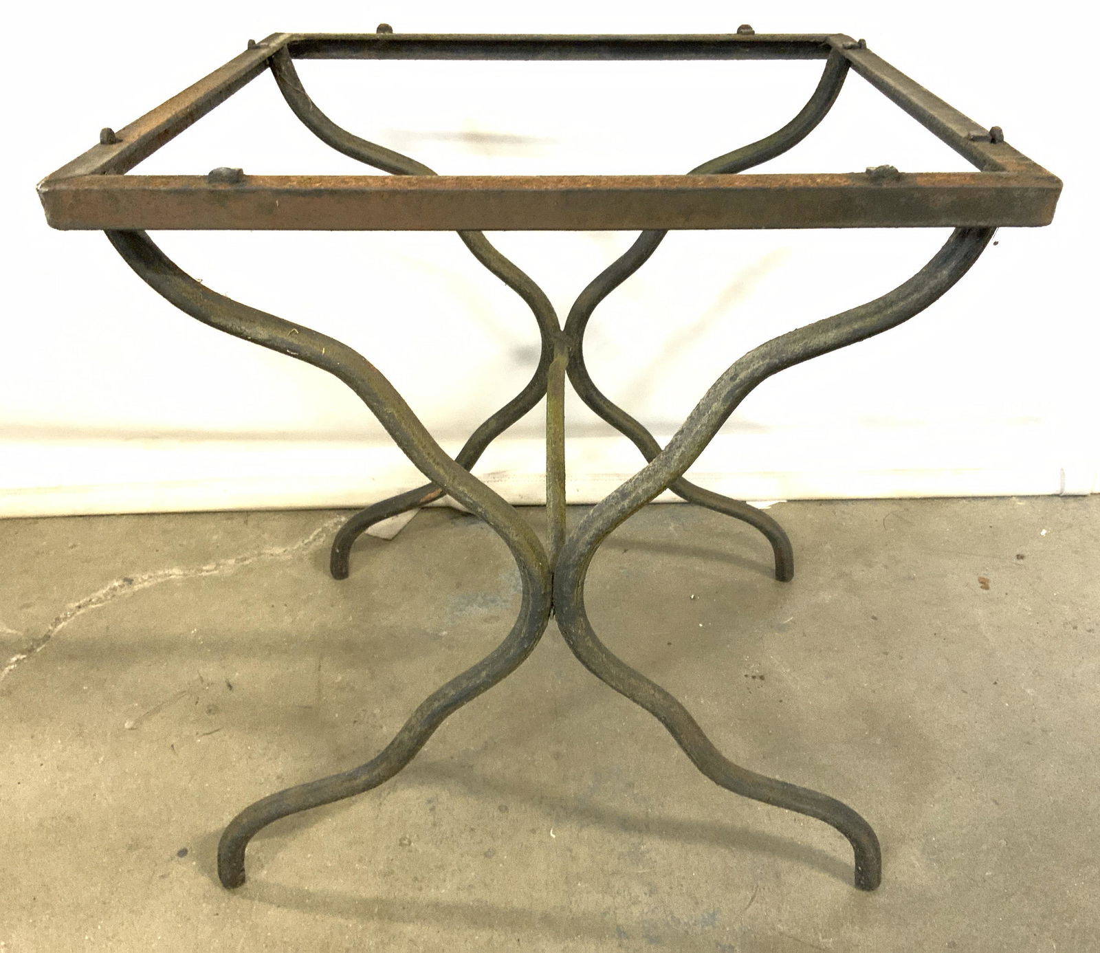 Vintage Iron Side Table Frame (1 of 10)