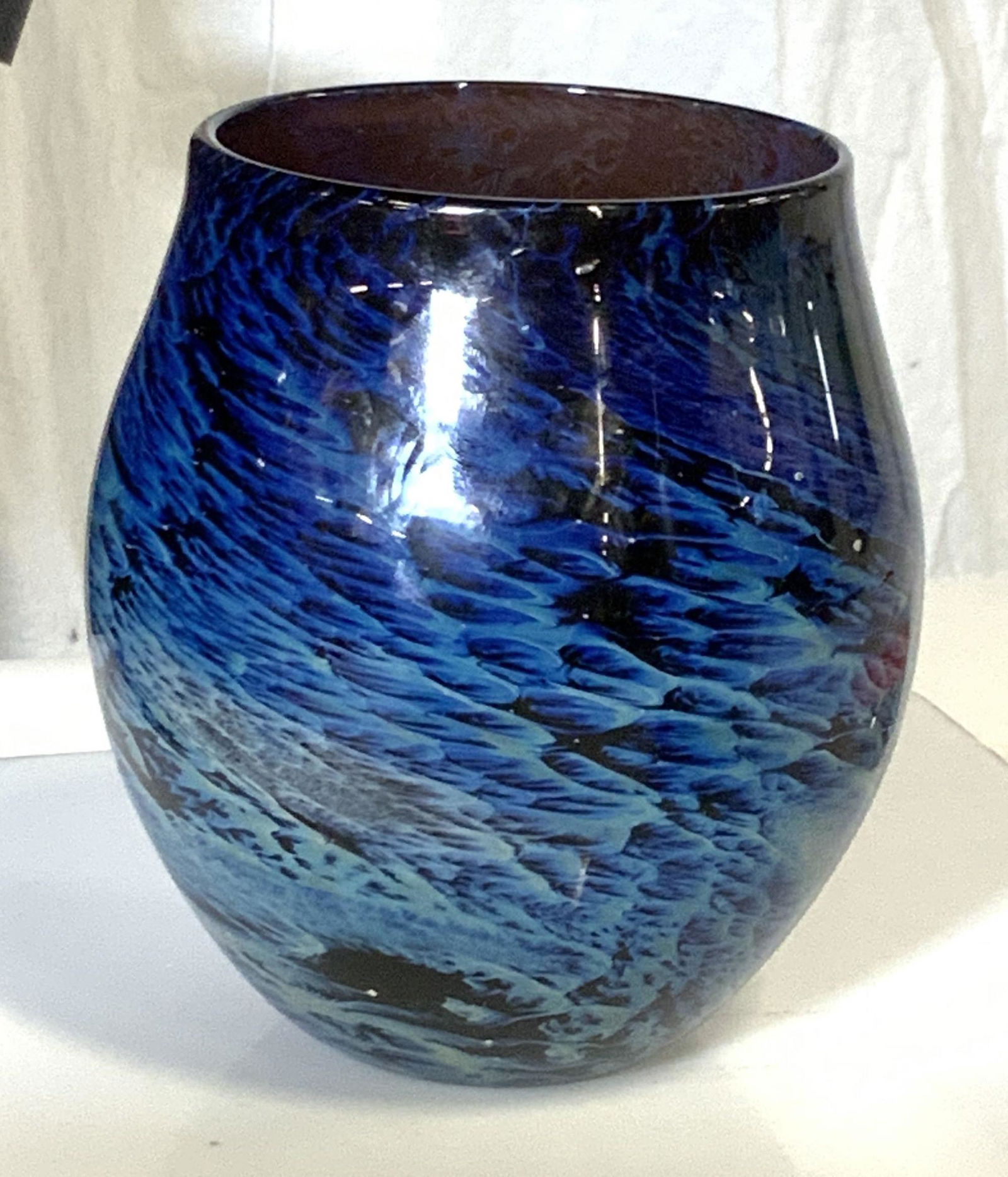 Signed Simpson Studio Glass Vessel (1 of 9)