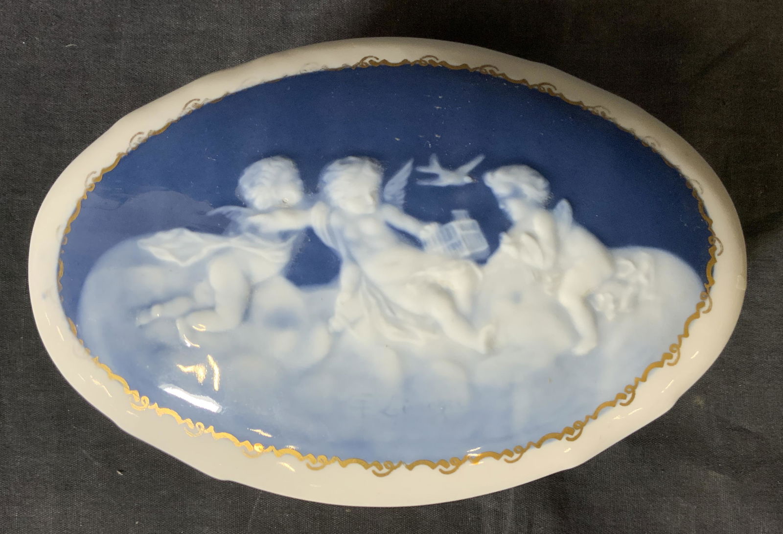 F LEGRAND LIMOGES Porcelain Trinket Box (1 of 7)