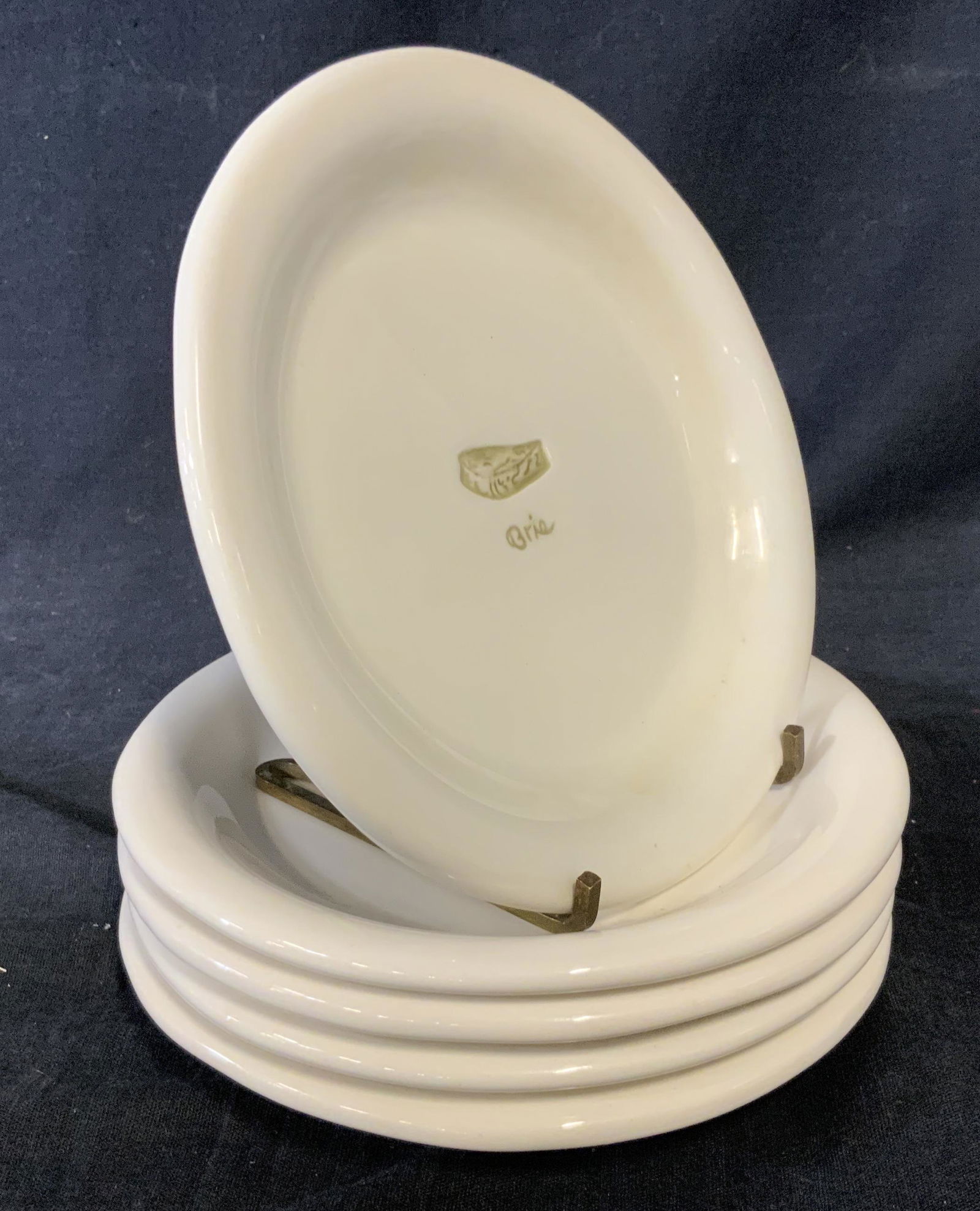 Set of 5 WILLIAM SONOMA Saucers (1 of 7)