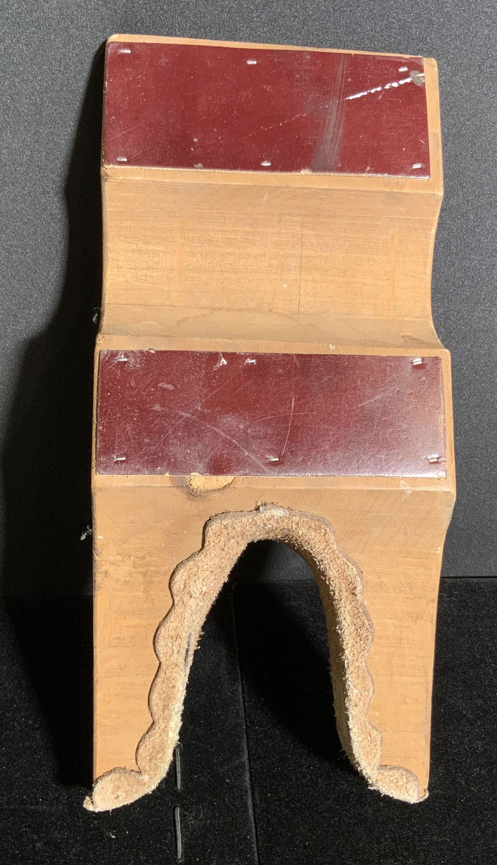 CAVENDER’S BOOT CITY Vintage Wooden Bootjack (1 of 8)