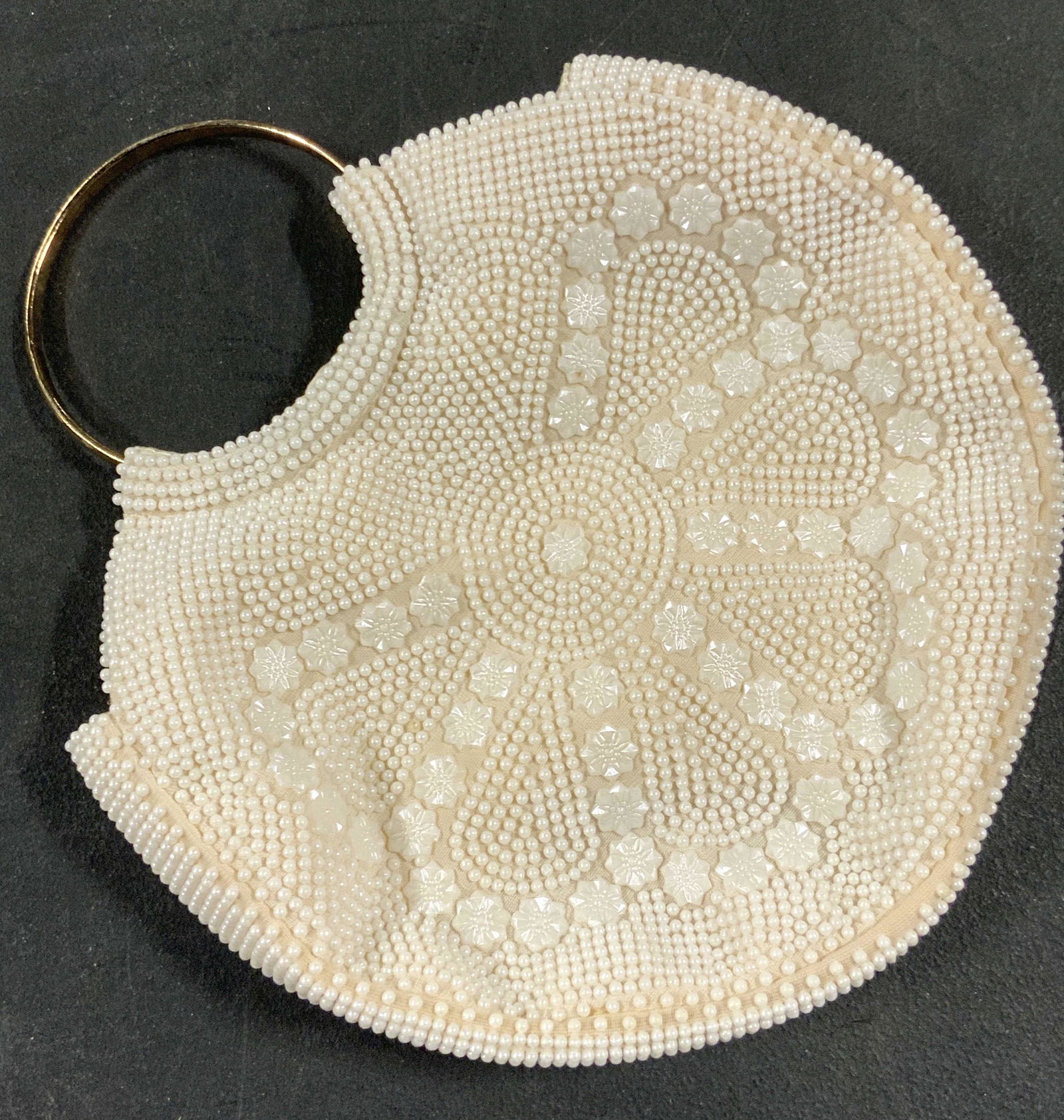 Vintage Pearlescent Seed Beaded Round Handbag (1 of 10)