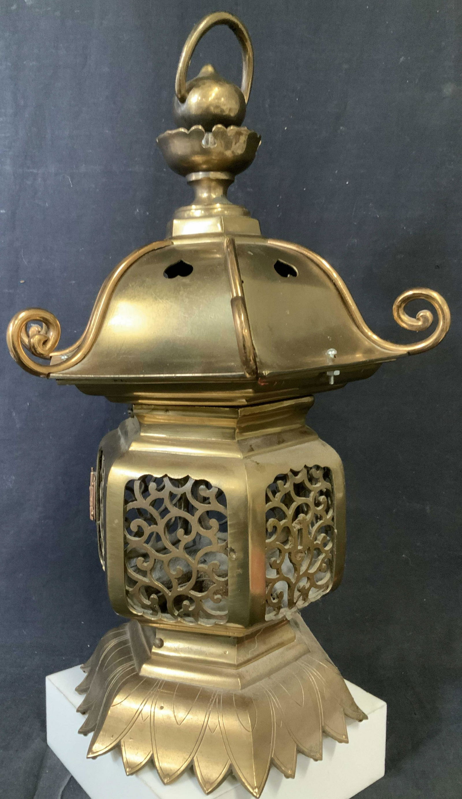 East Asian Bronze Candle Tea Lantern, Jardiniere (1 of 7)