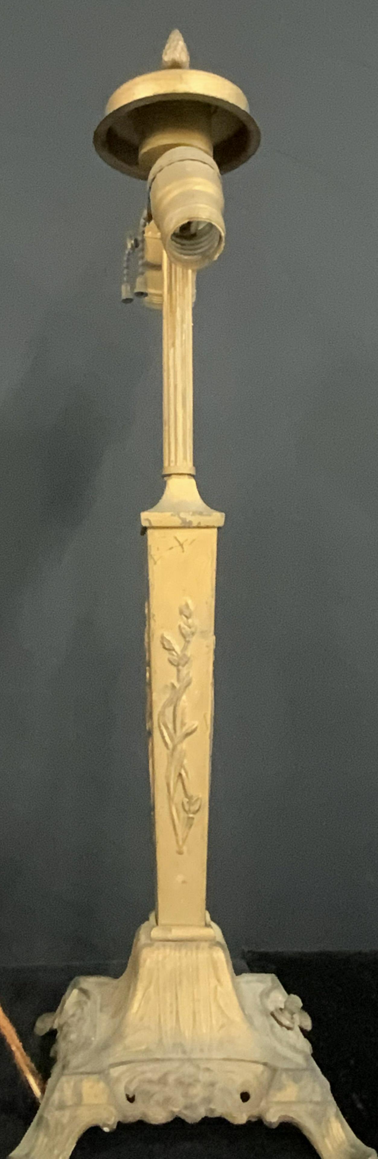 Vintage Floral Motif Metal Table Lamp (1 of 10)