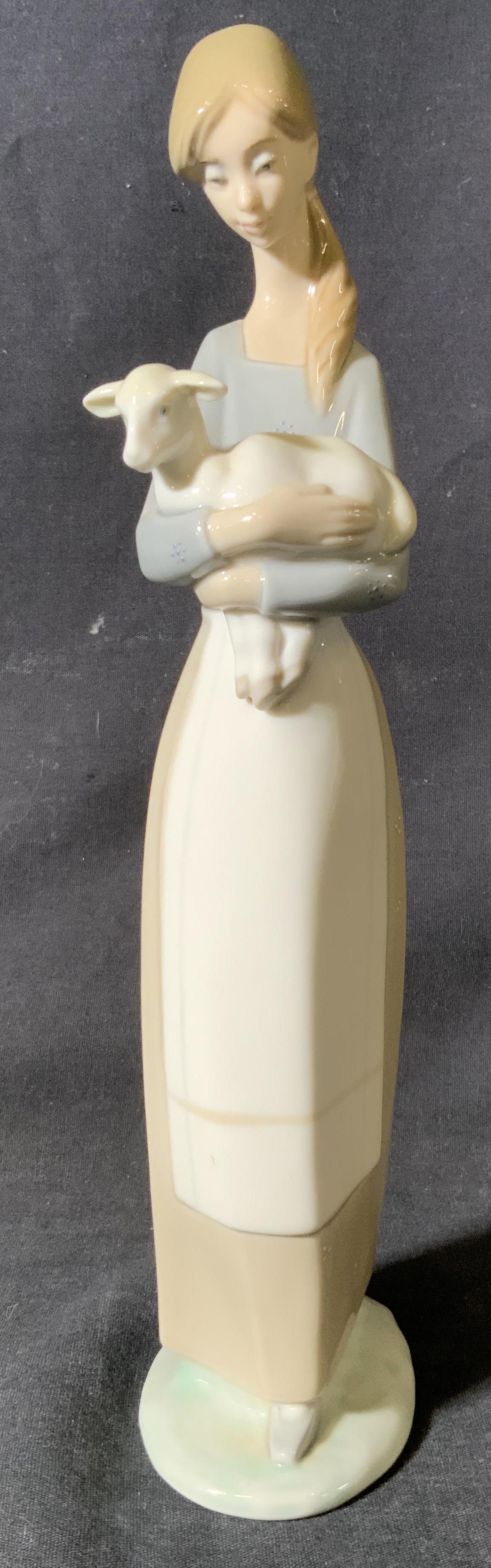 LLADRO Girl with Lamb Porcelain Figurine (1 of 7)