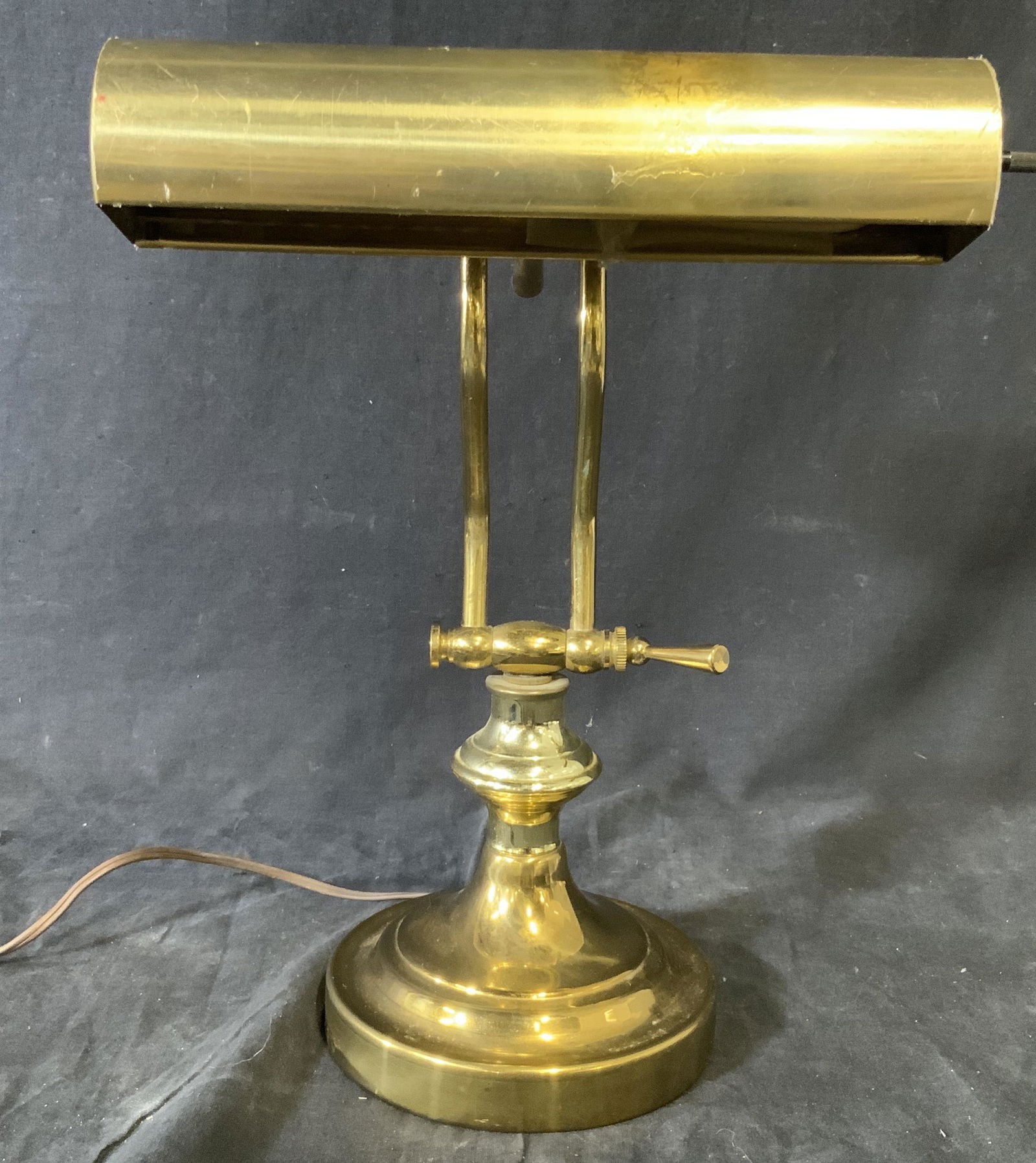 Brass Library table Lamp (1 of 5)