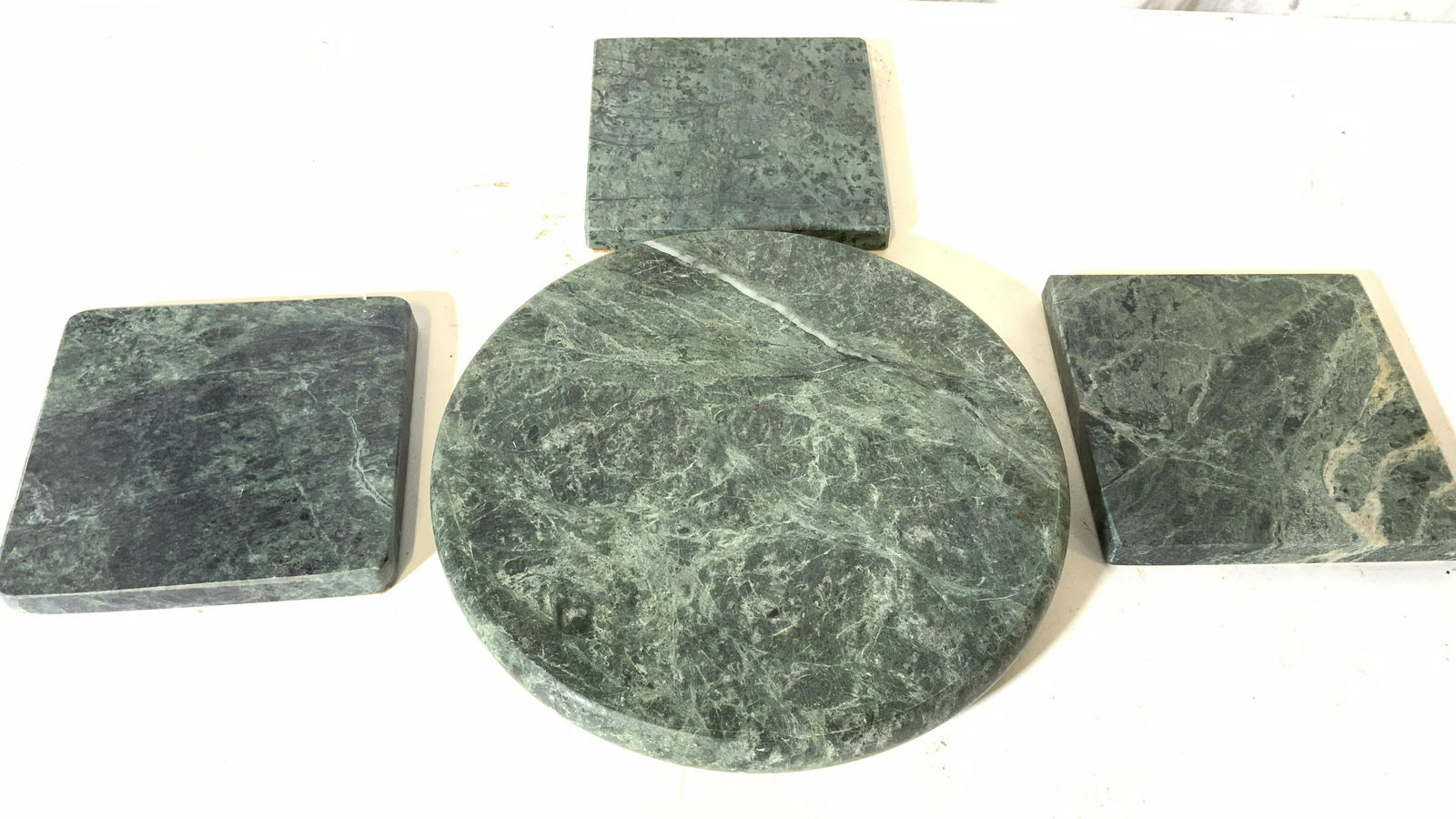 Green Marble Coasters and Cheese Board, Set 4 (1 of 5)