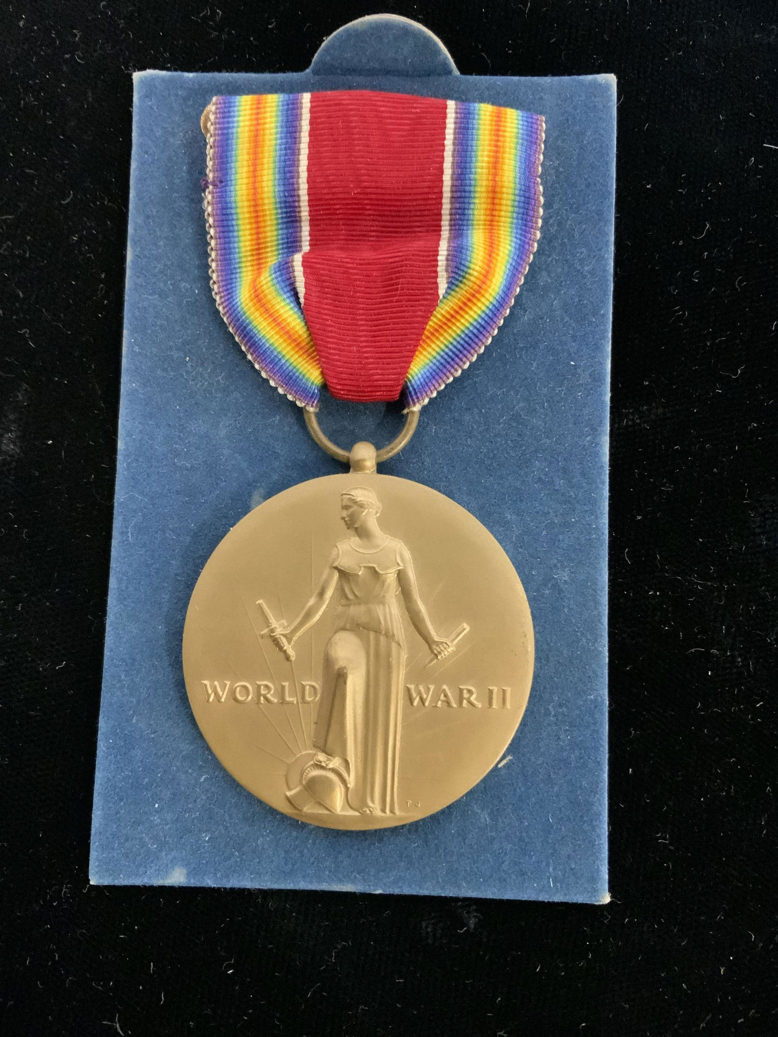USA WWII VICTORY Metal On Ribbon (1 of 5)