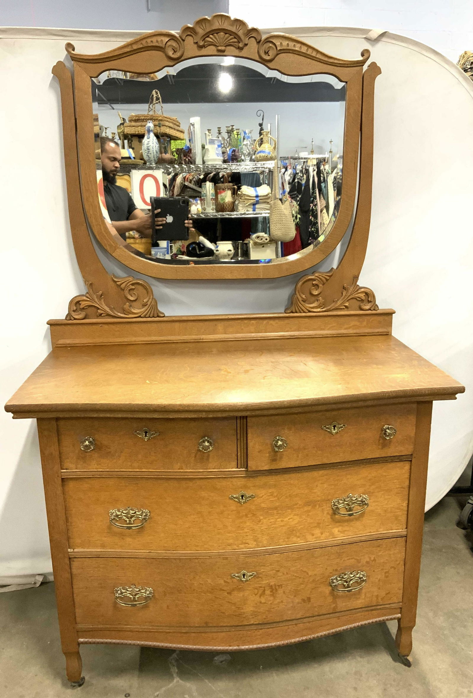 Vtg Carved Wood Dresser W Vanity Mirror & Casters (1 of 10)