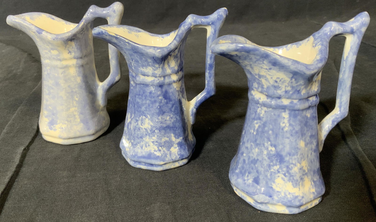 Group Lot 3 Blue Painted Ceramic Creamers (1 of 5)