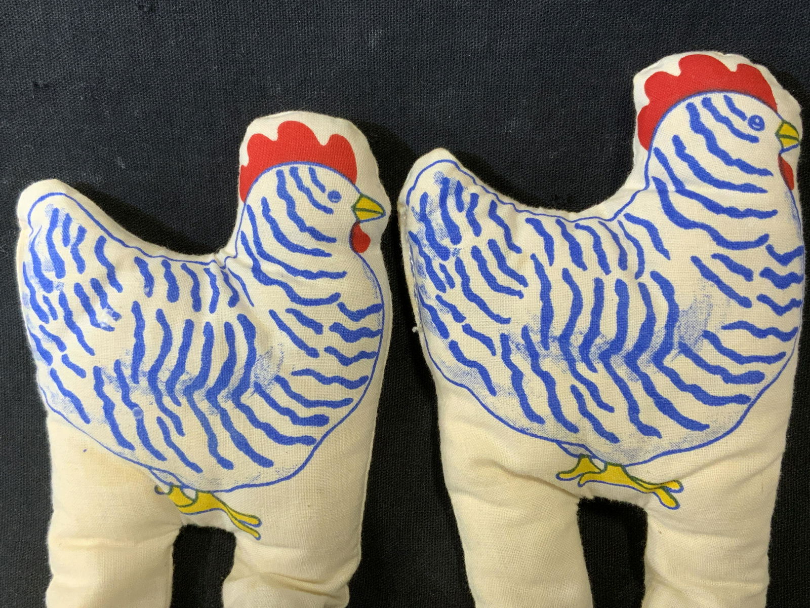 Set 4 Poultry Themed Decorative Accessories (1 of 7)