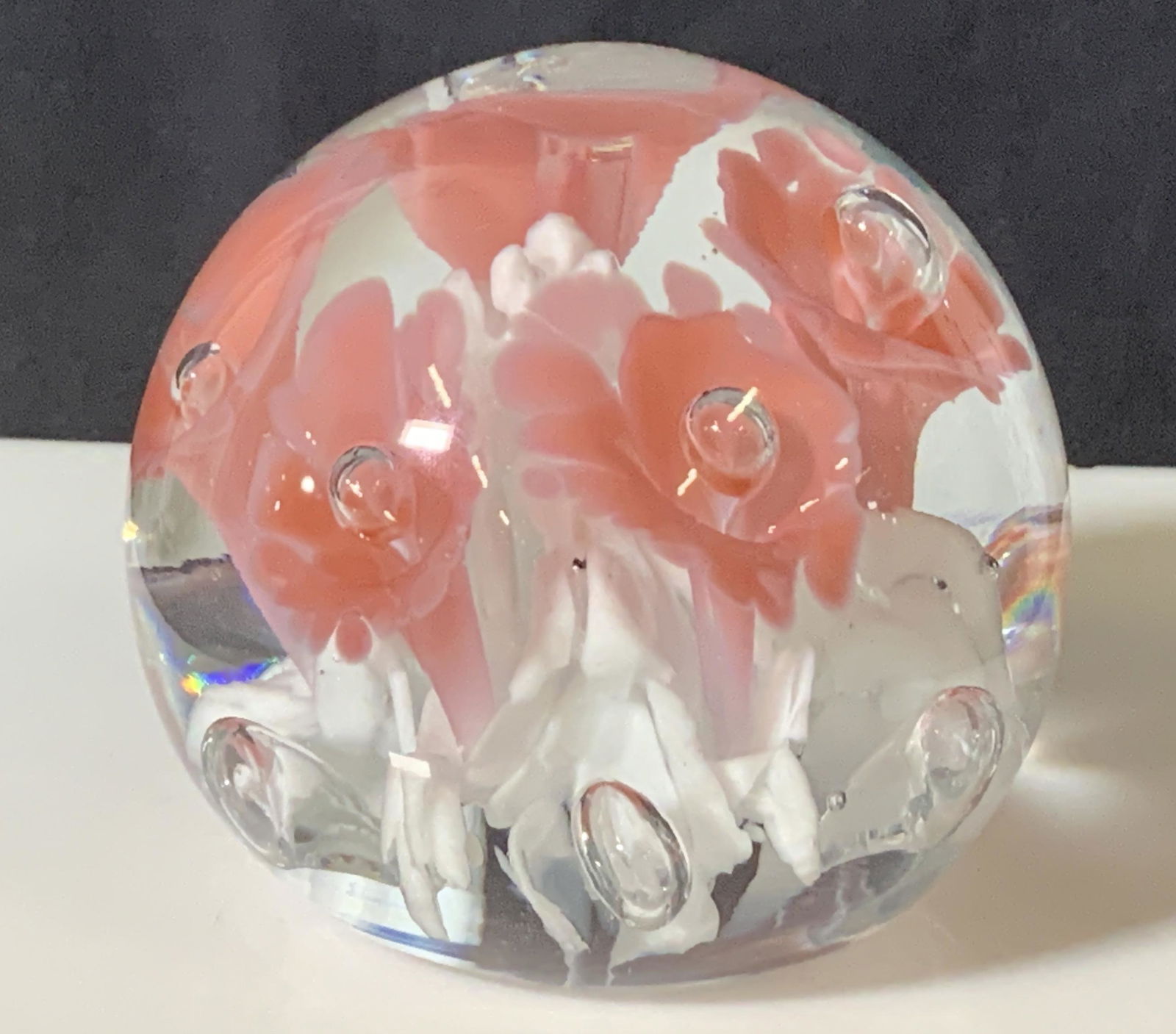 Monte DUNLAVY Vntg Art Glass Floral Paperweight (1 of 5)