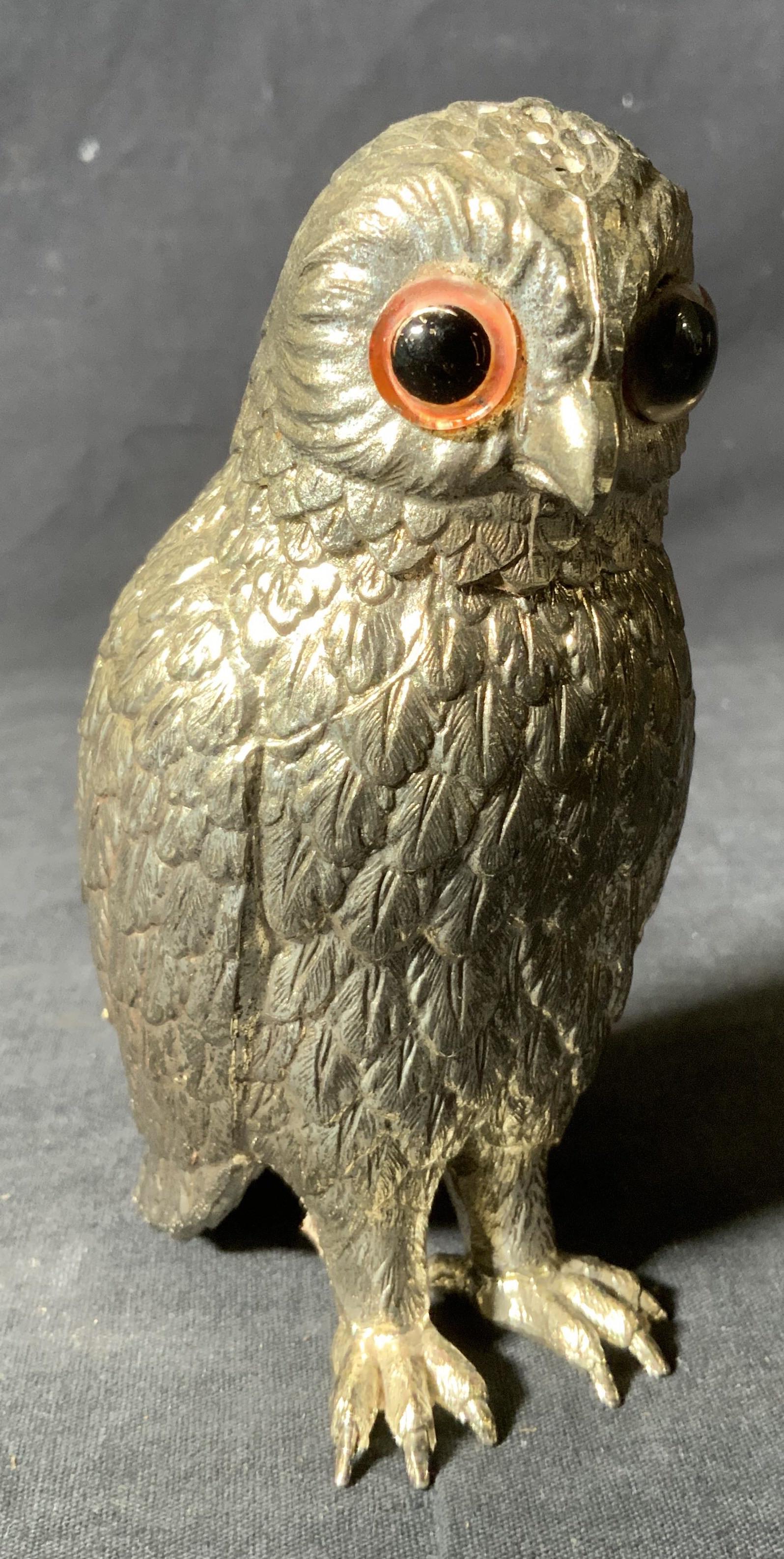 Vintage CORBELL & CO Silver Plated Sugar Shaker (1 of 6)