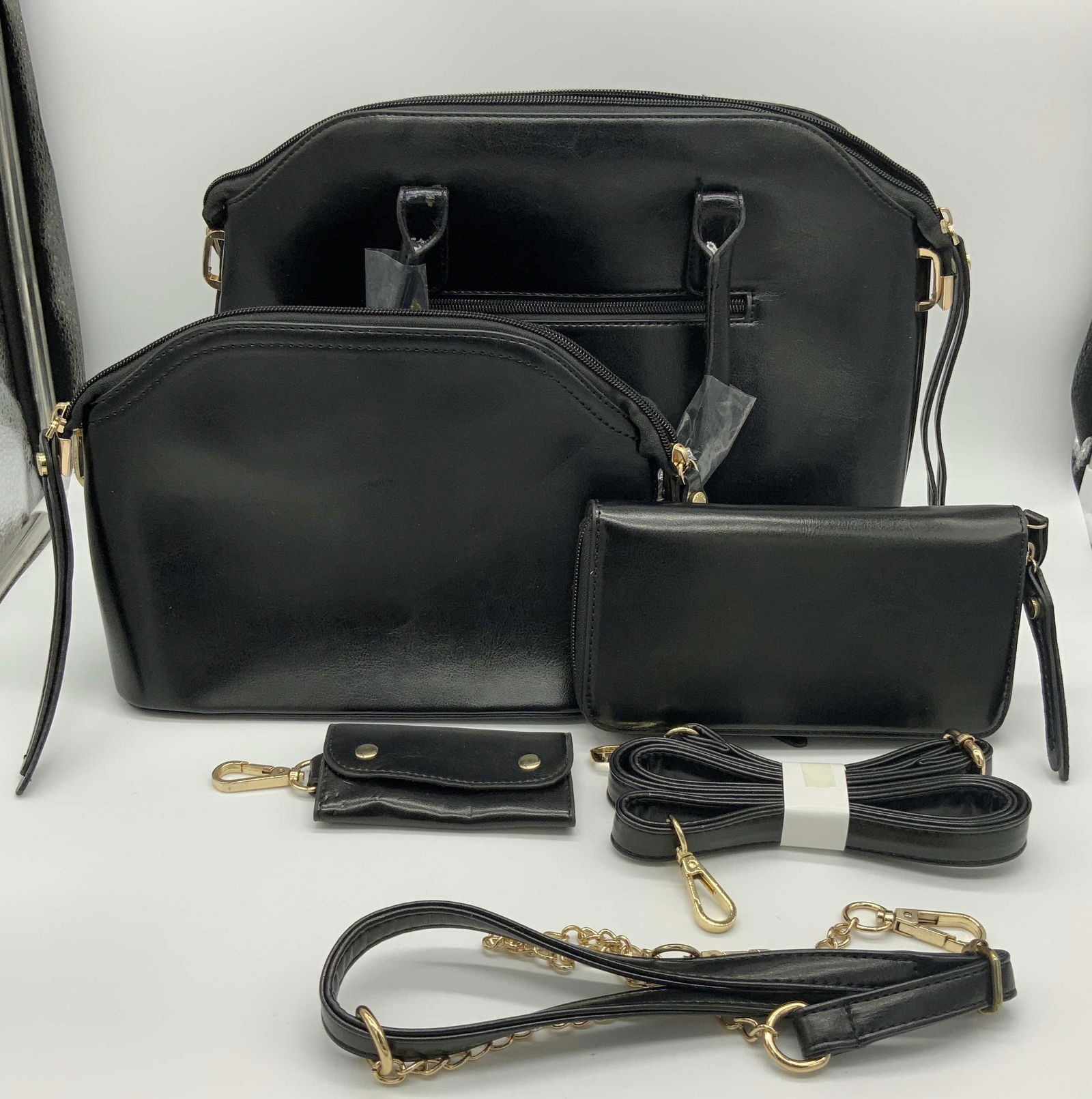 Lot 3 Women’s Handbag and Wallet (1 of 7)