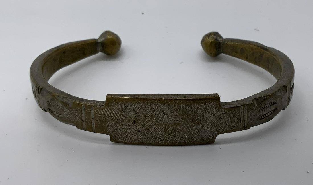 Metal Cuff Bracelet (1 of 5)