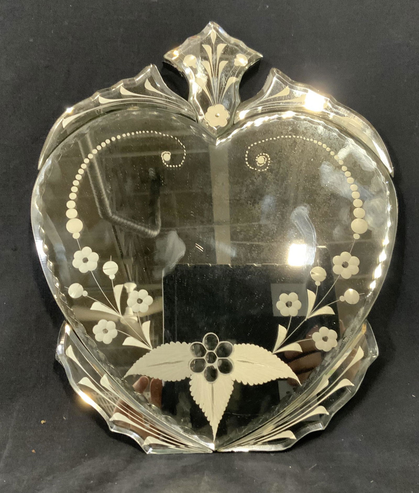 Heart Shaped Etched Glass Wall Mirror (1 of 6)