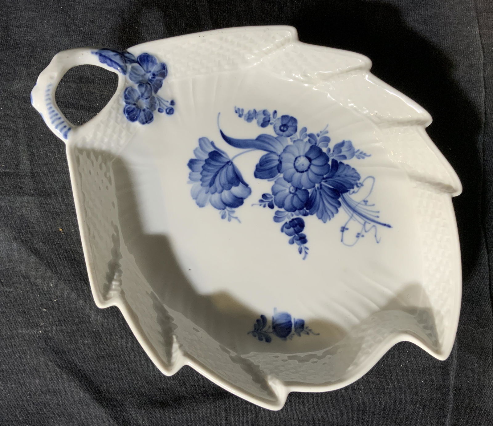 ROYAL COPENHAGEN Porcelain Trinket Dish (1 of 5)