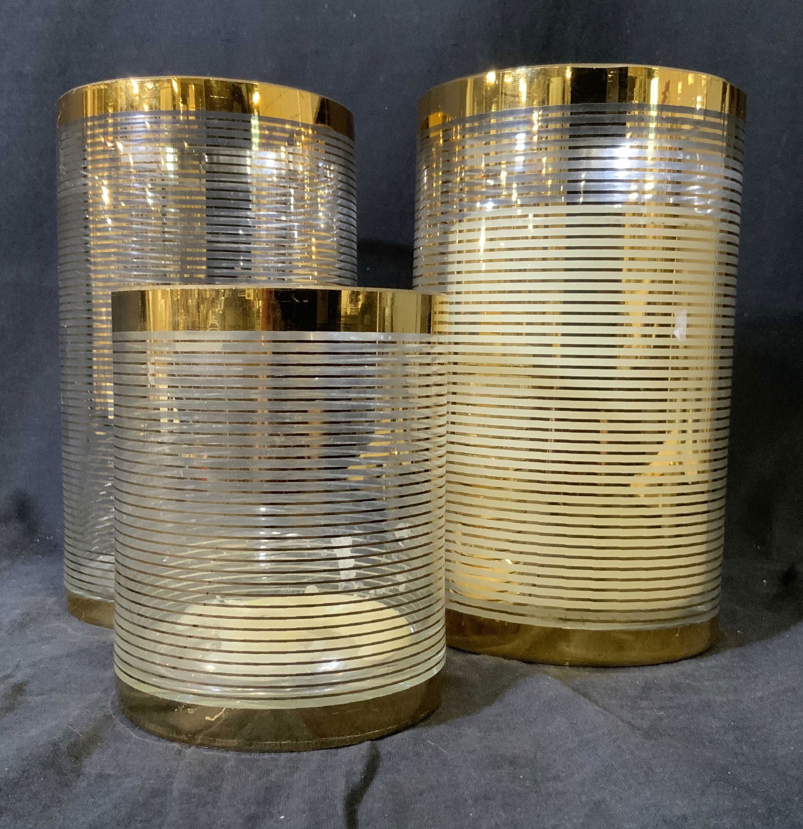 Set of 3 Glass Decorative Candle Holders (1 of 6)