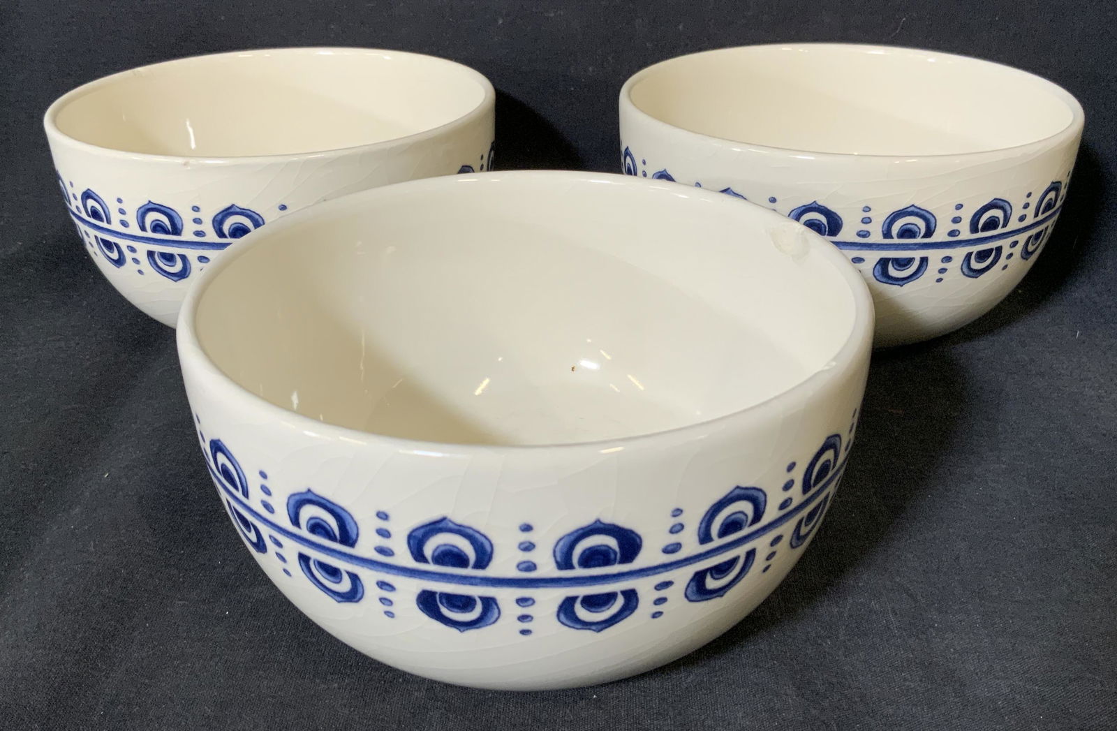 Set 3 MIKASA Ceramic Bowls (1 of 5)