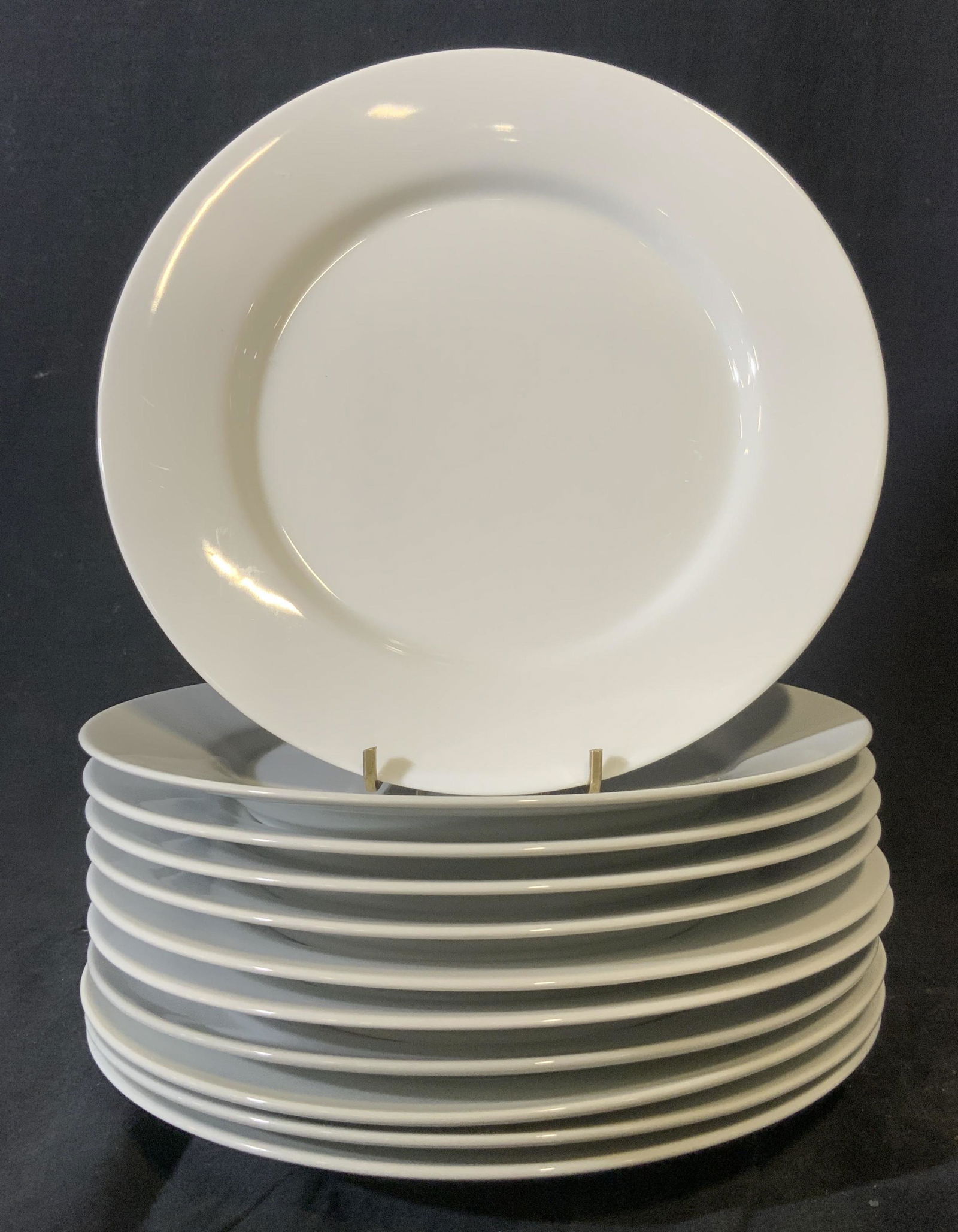 Set of 11 White Ceramic Dinner Plates (1 of 6)