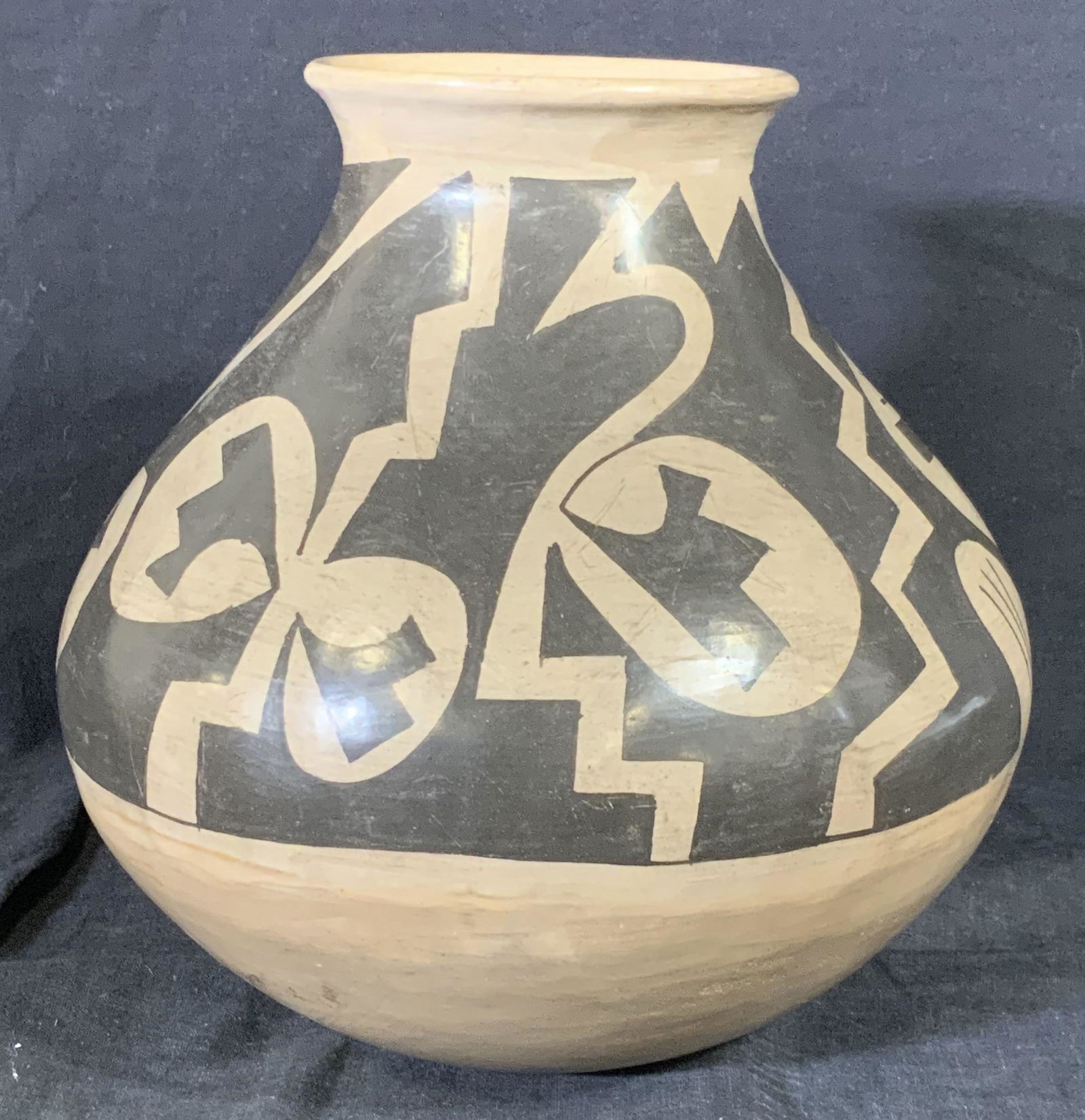 Sgn Gloria Hdez Southwestern Pottery (1 of 6)