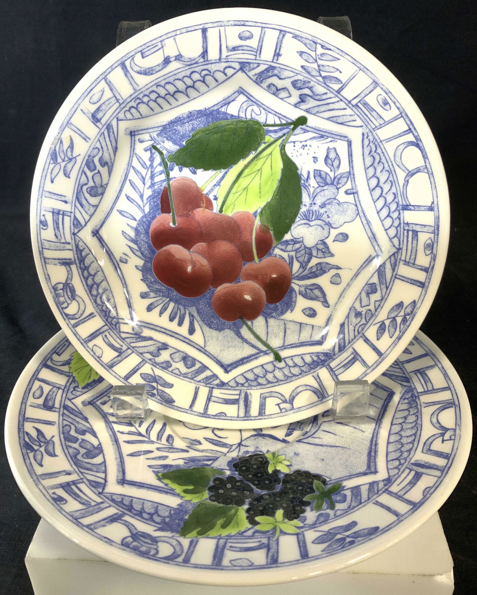 Set 7 GIEN FRANCE Hnd Paint. Ceram. Dessert Plates (1 of 6)