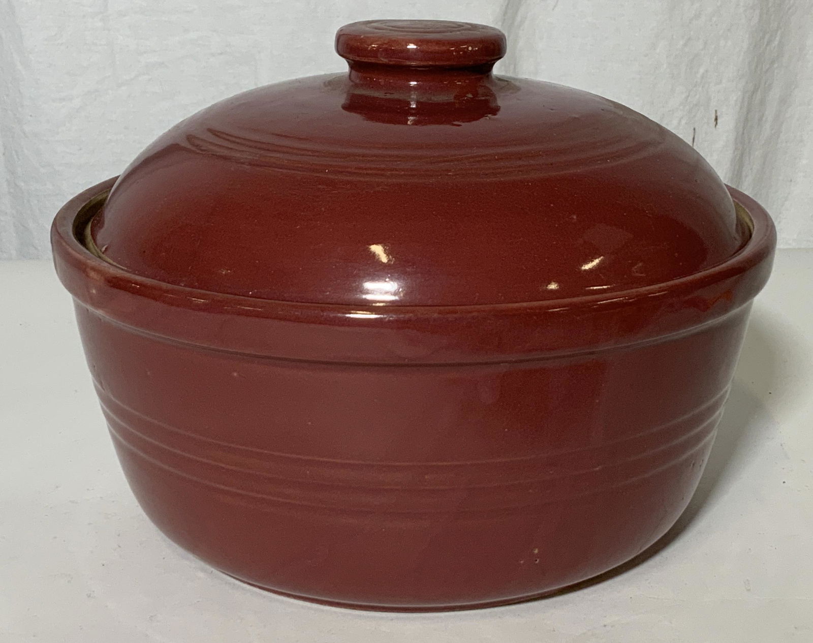 Vntg Ceramic Serving Pot With Lid (1 of 6)