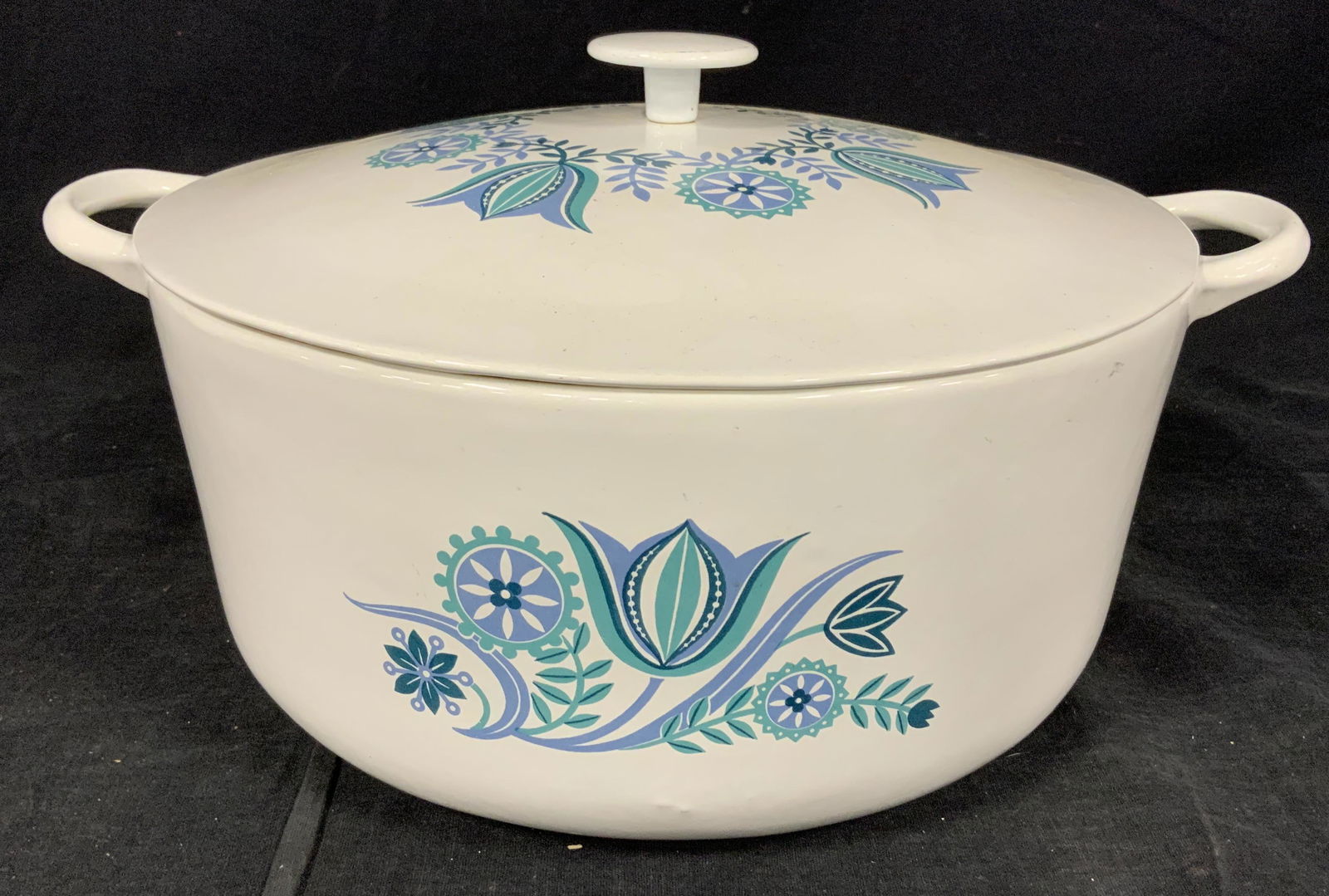 PRIZER WARE Enamel Iron Cooking Pot (1 of 7)