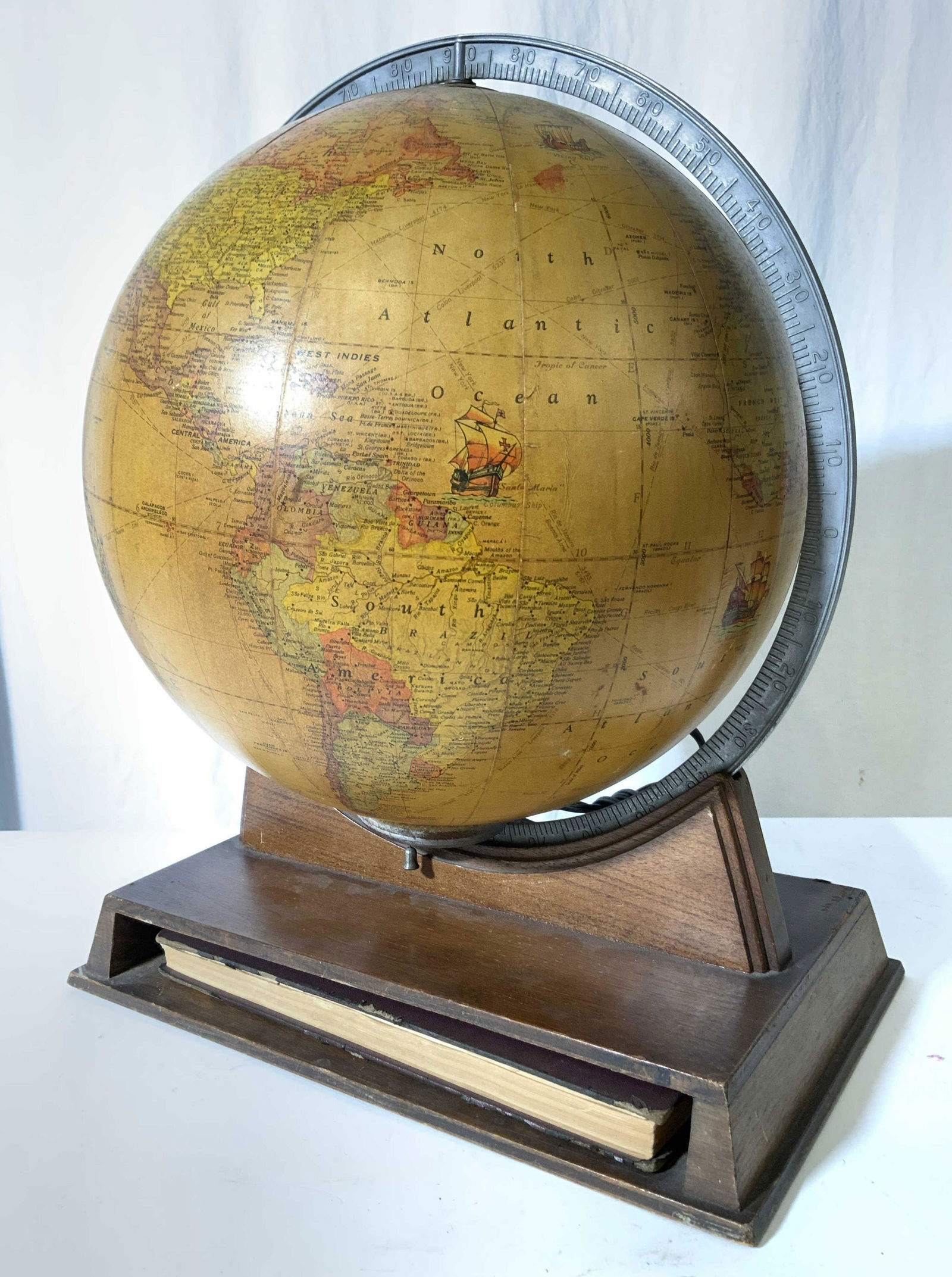 RAND MCNALLY Vntg Globe Light W Wood Stand (1 of 8)