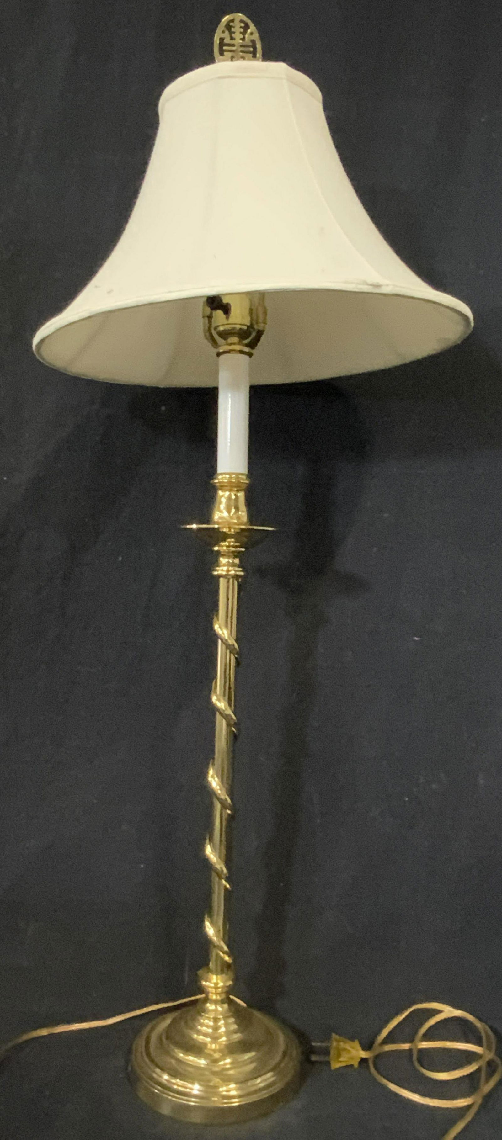 Vintage Brass Tn Metal Tabletop Lamp (1 of 11)