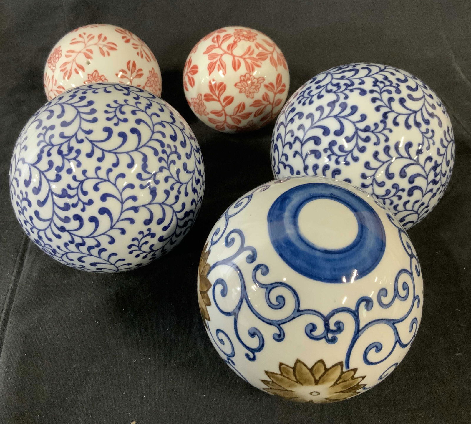 Grp 5 Porcelain Hand Painted Decorative Table Orbs (1 of 5)