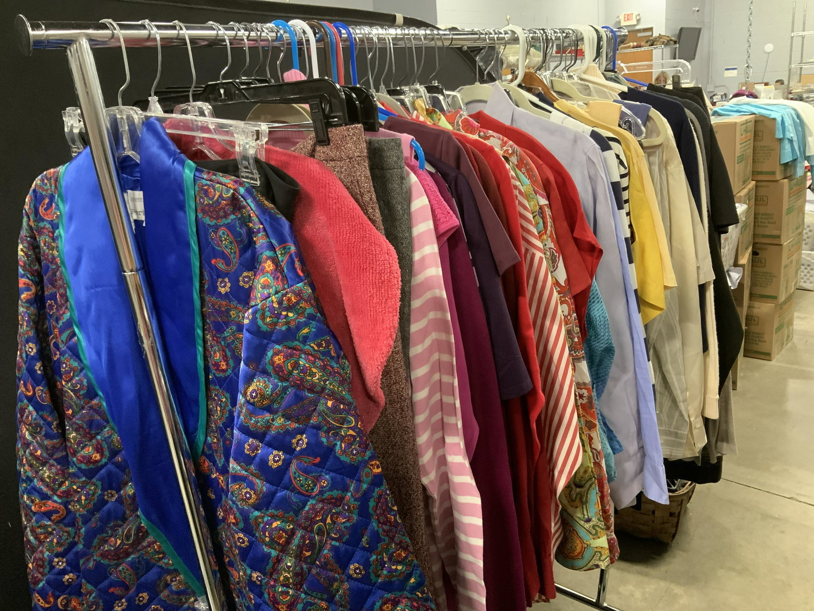 Large Lot of Ladies Vintage Designer Clothing (1 of 15)