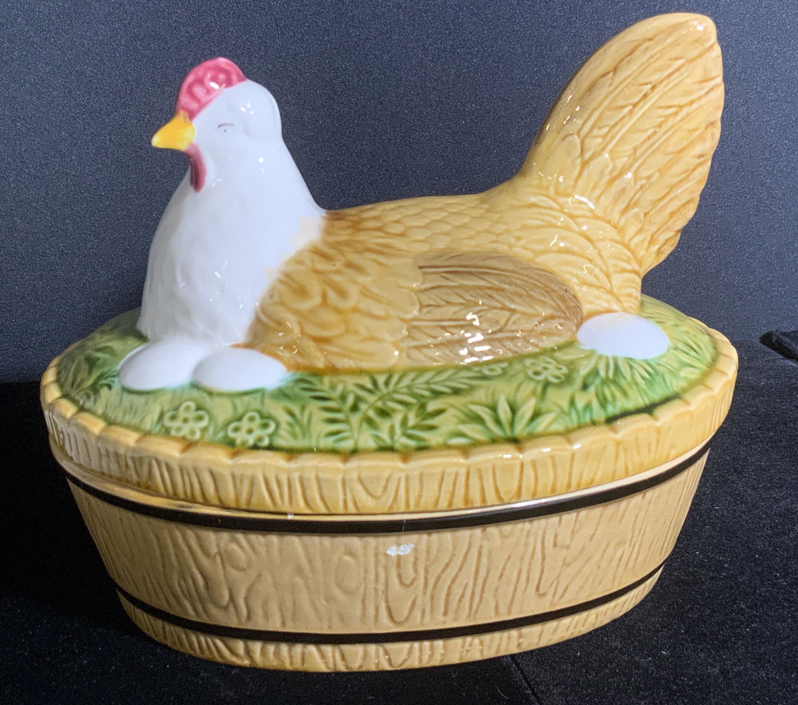 Vintage Ceramic West German Chicken Trinket Box (1 of 11)