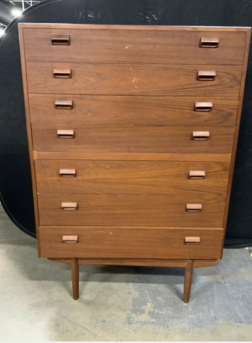 Vintage MCM Wooden Dresser Chest (1 of 10)