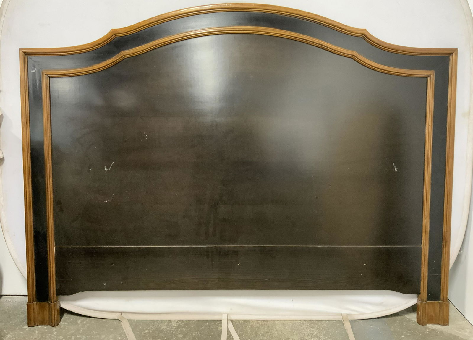 Black & Gold King Wooden Headboard (1 of 11)