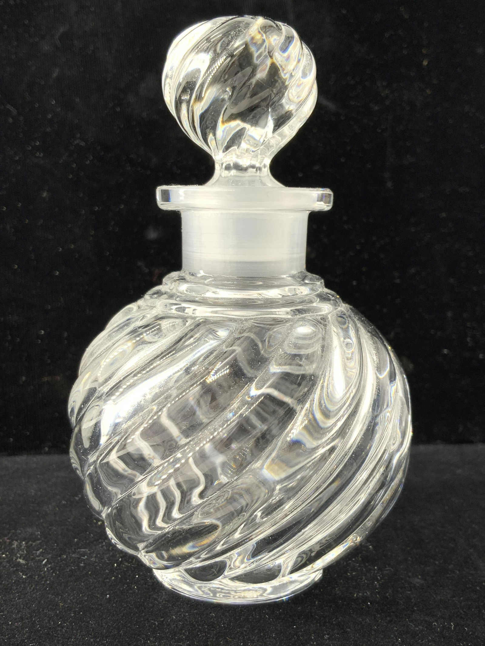 BACCARAT Crystal Perfume Bottle W Spiral Body (1 of 10)