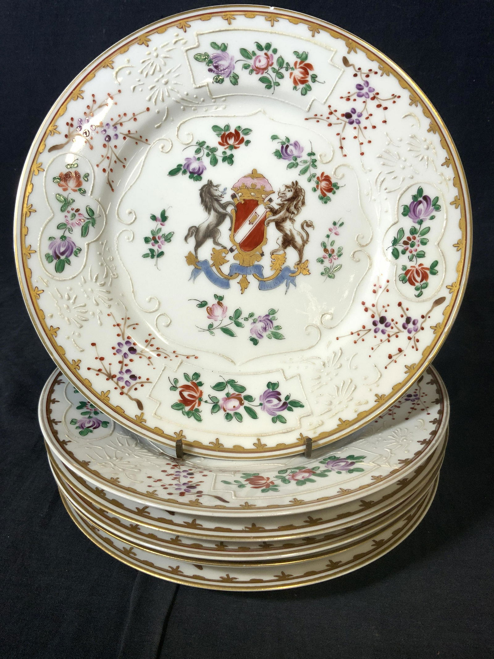 Set 6 Antique French Pircelain Plates w Crests (1 of 19)