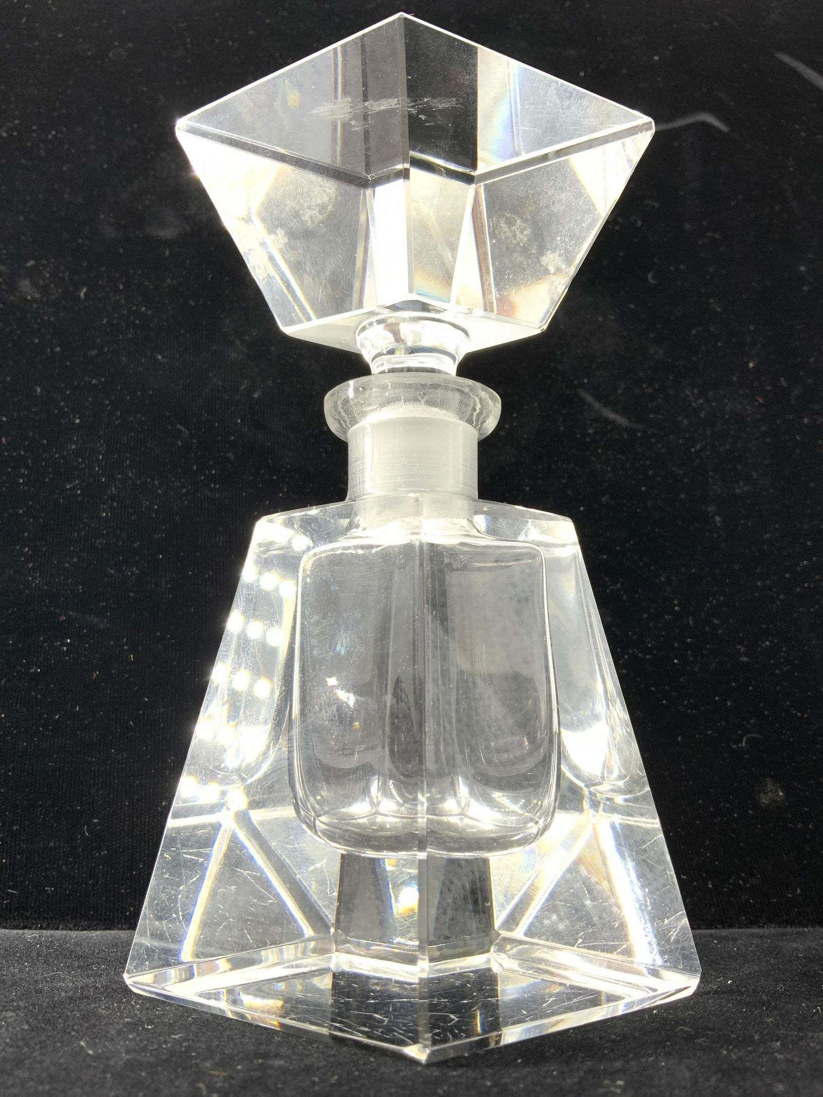 Cut Crystal Perfume Bottle W Diamond Form Stopper (1 of 10)
