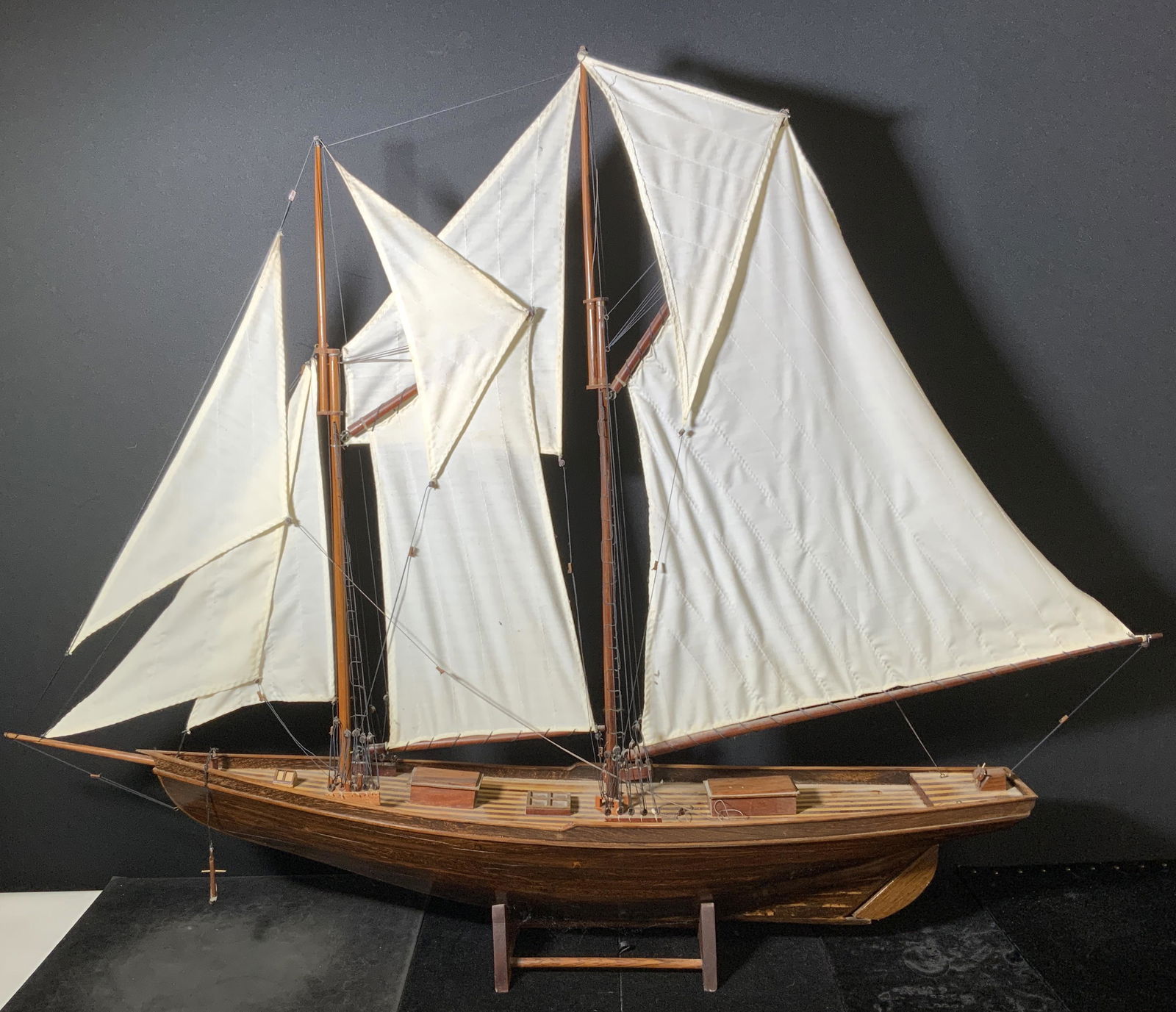 Wooden Schooner Scale Model (1 of 18)