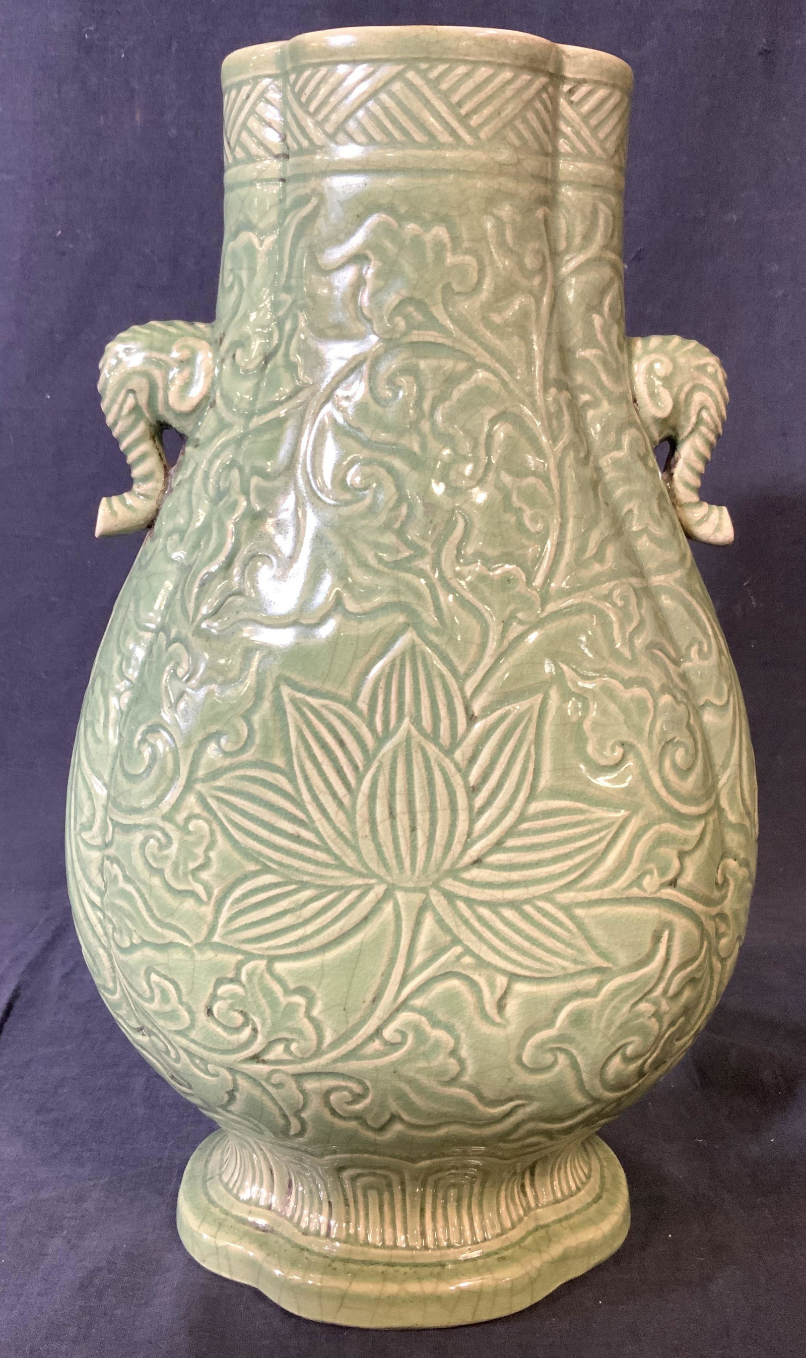 Asian signed green Glazed Ceramic Vase (1 of 10)