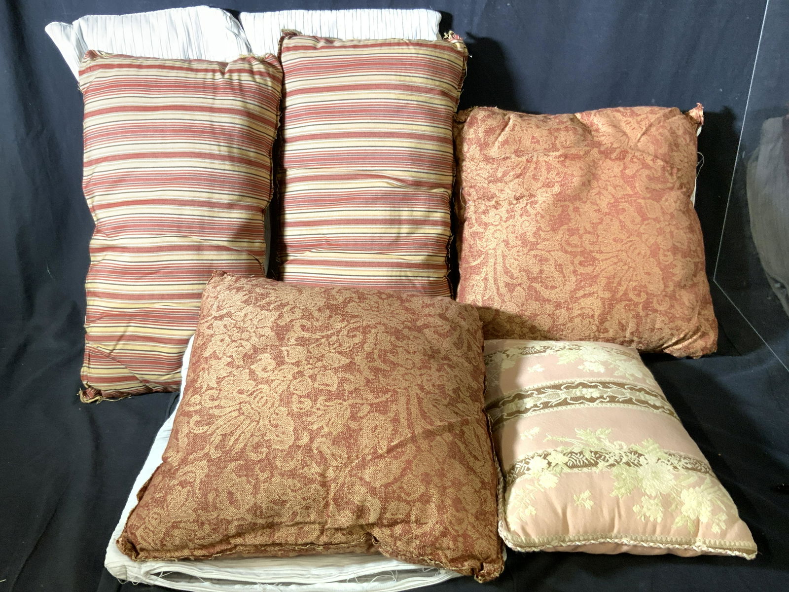 Lot 5 Vintage Patterned Toss Pillows & Covers (1 of 11)