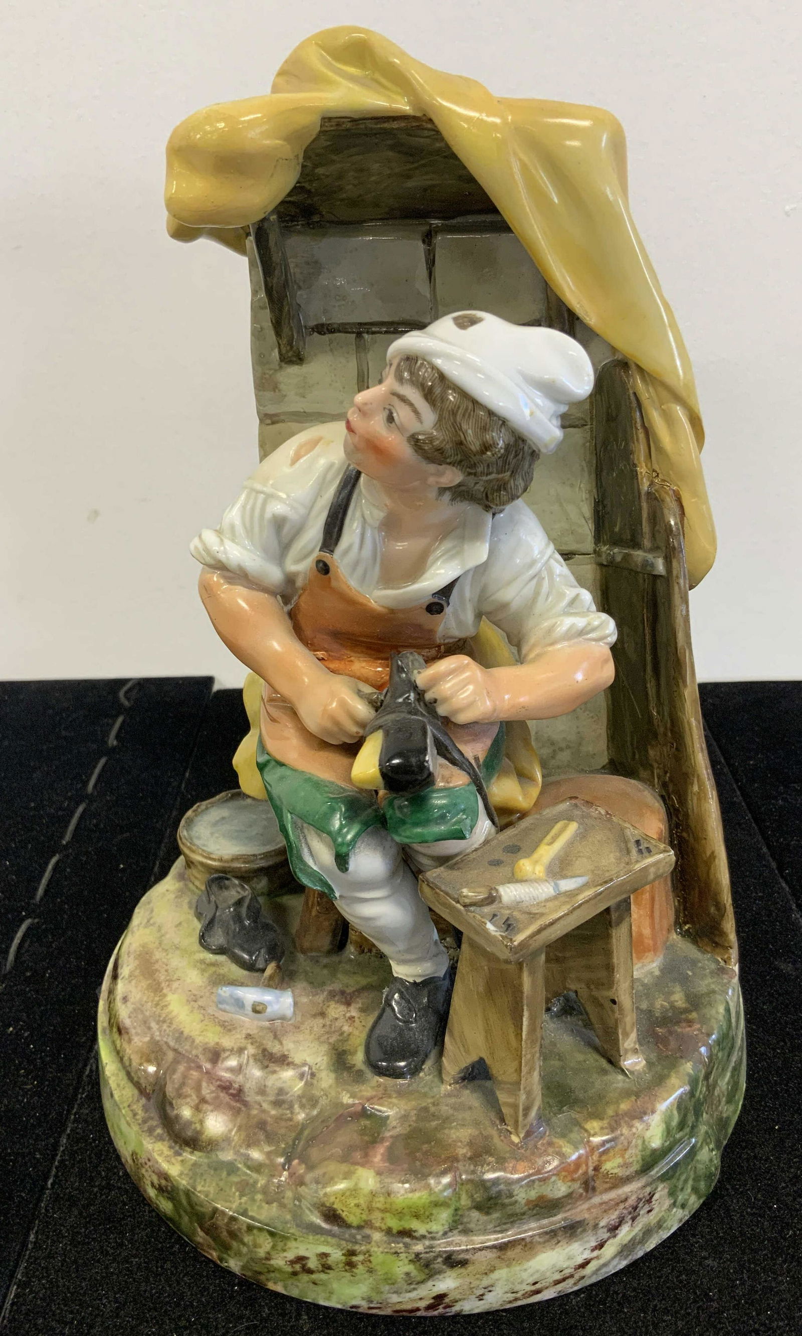 Vintage Porcelain Shoe Maker Figural (1 of 10)
