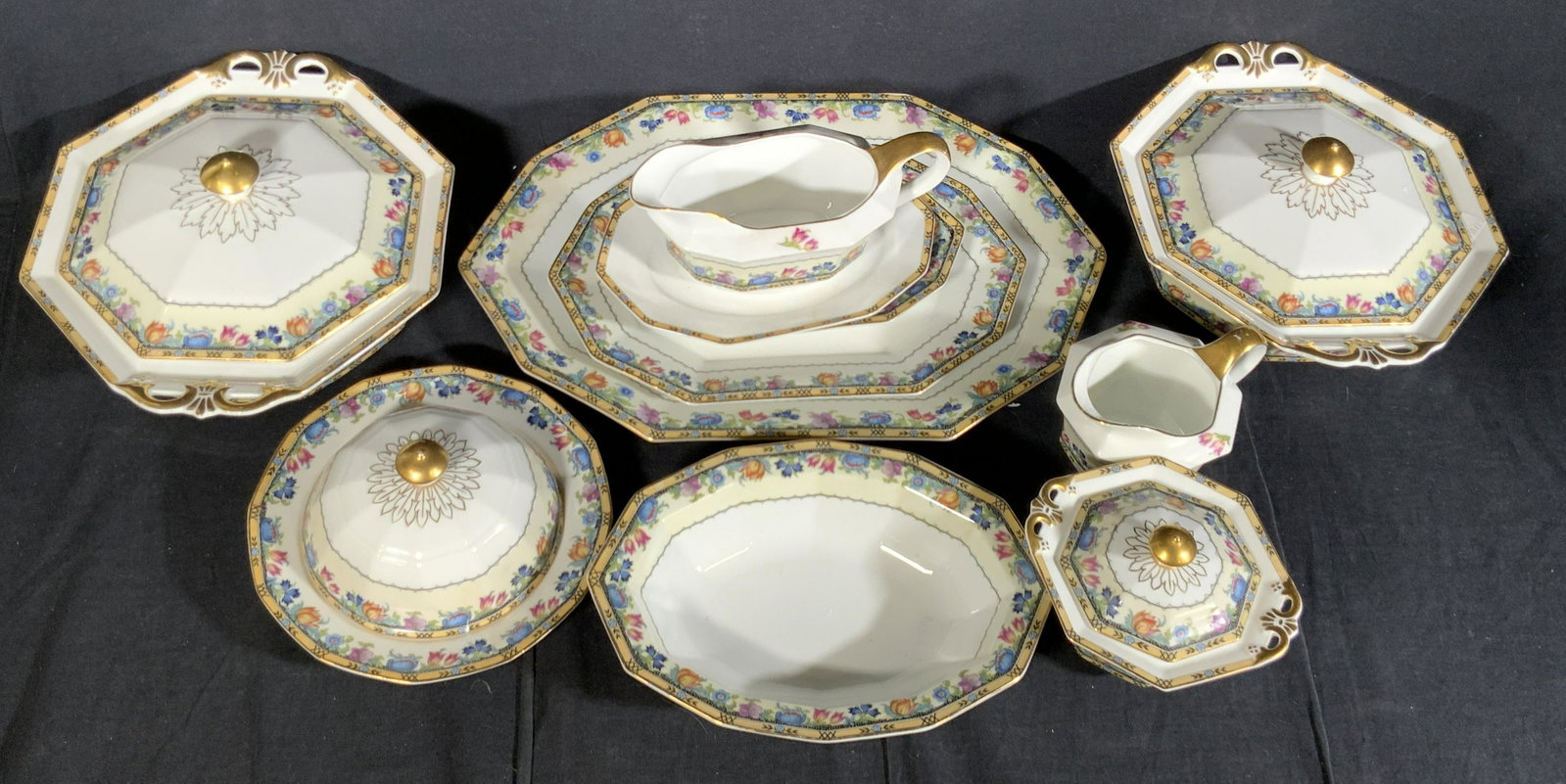 Set 86 PRINCESS CHINA BELWOOD Dinner Service: Ten pieces of Serverware, serving plates and vessels. Largest serving plate 10L x 16W in. Eight teacups. Twelve dinner plates. Fifty-six saucers, plates, and bowls. Dinner plates measure 10 x 10 in. U