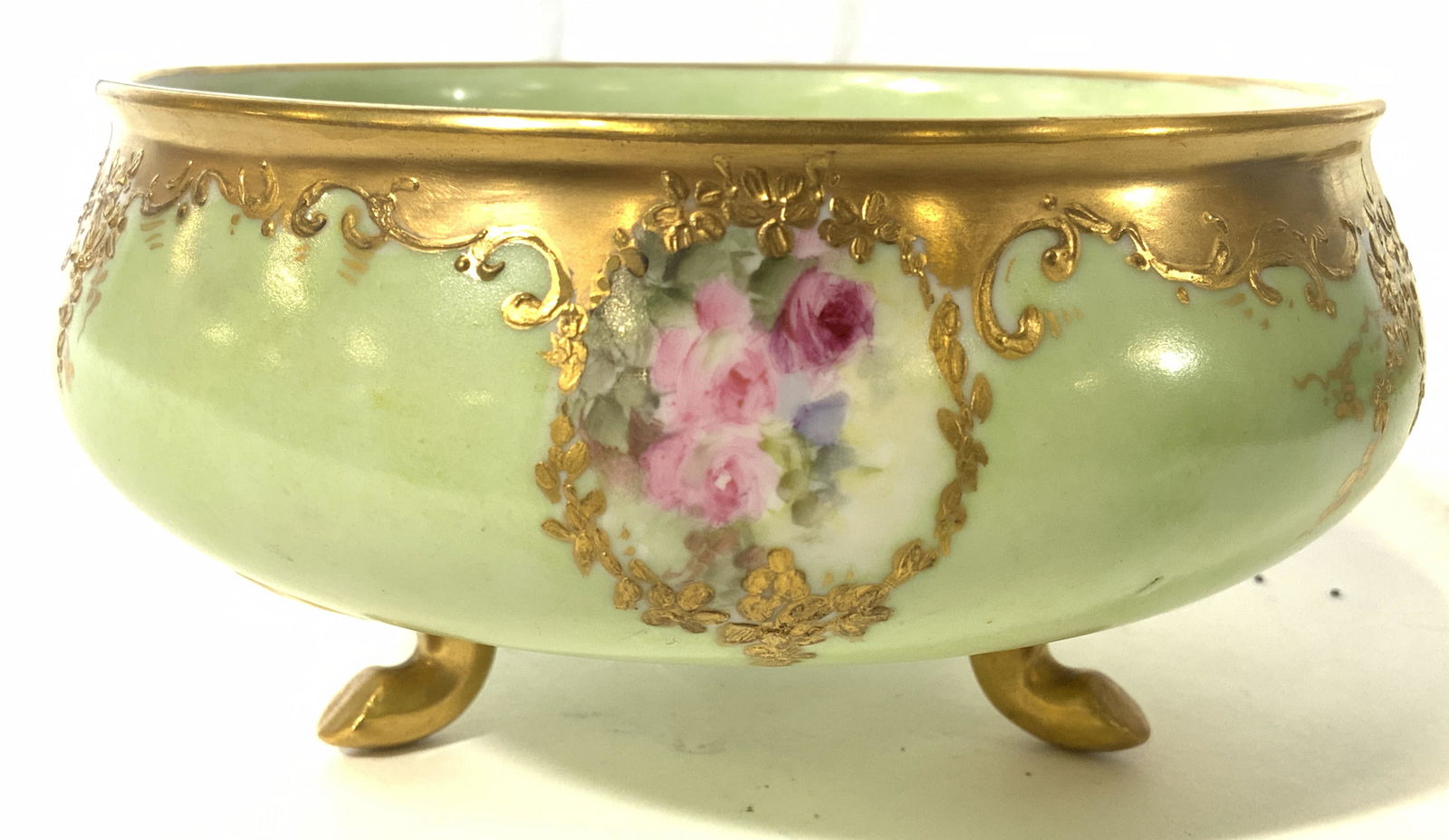 LIMOGES Footed Porcelain Bowl W Gilt Detail (1 of 7)